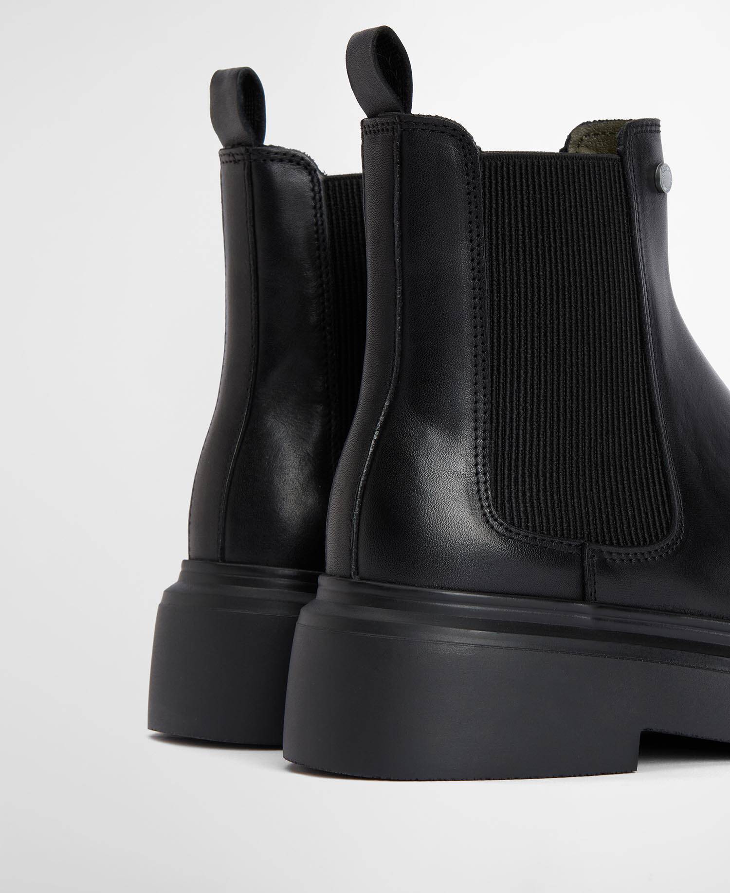Celina Chelsea Boots image number 3