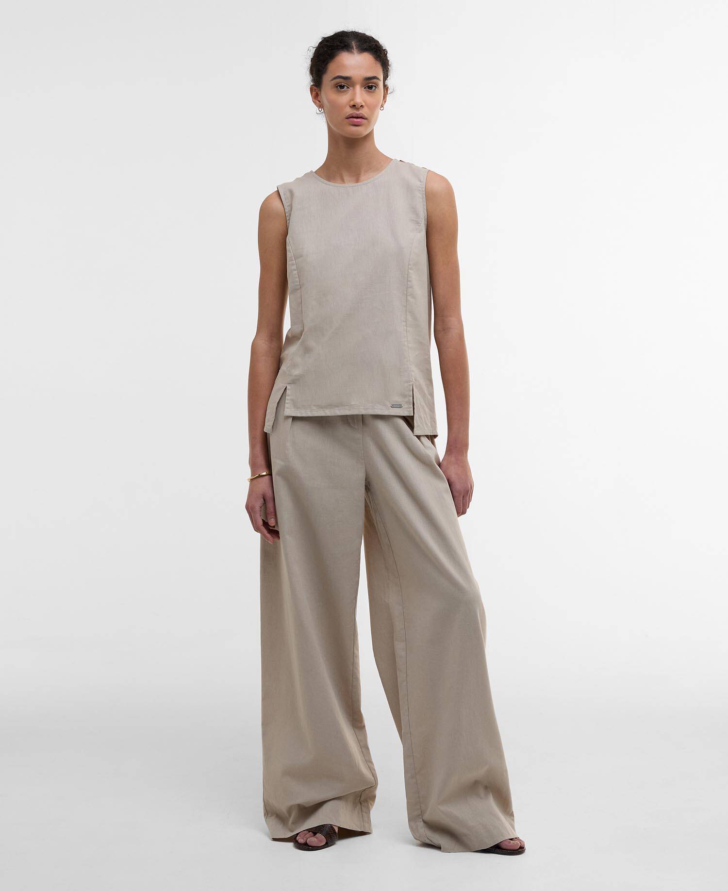 Lucy Sleeveless Blouse image number 1