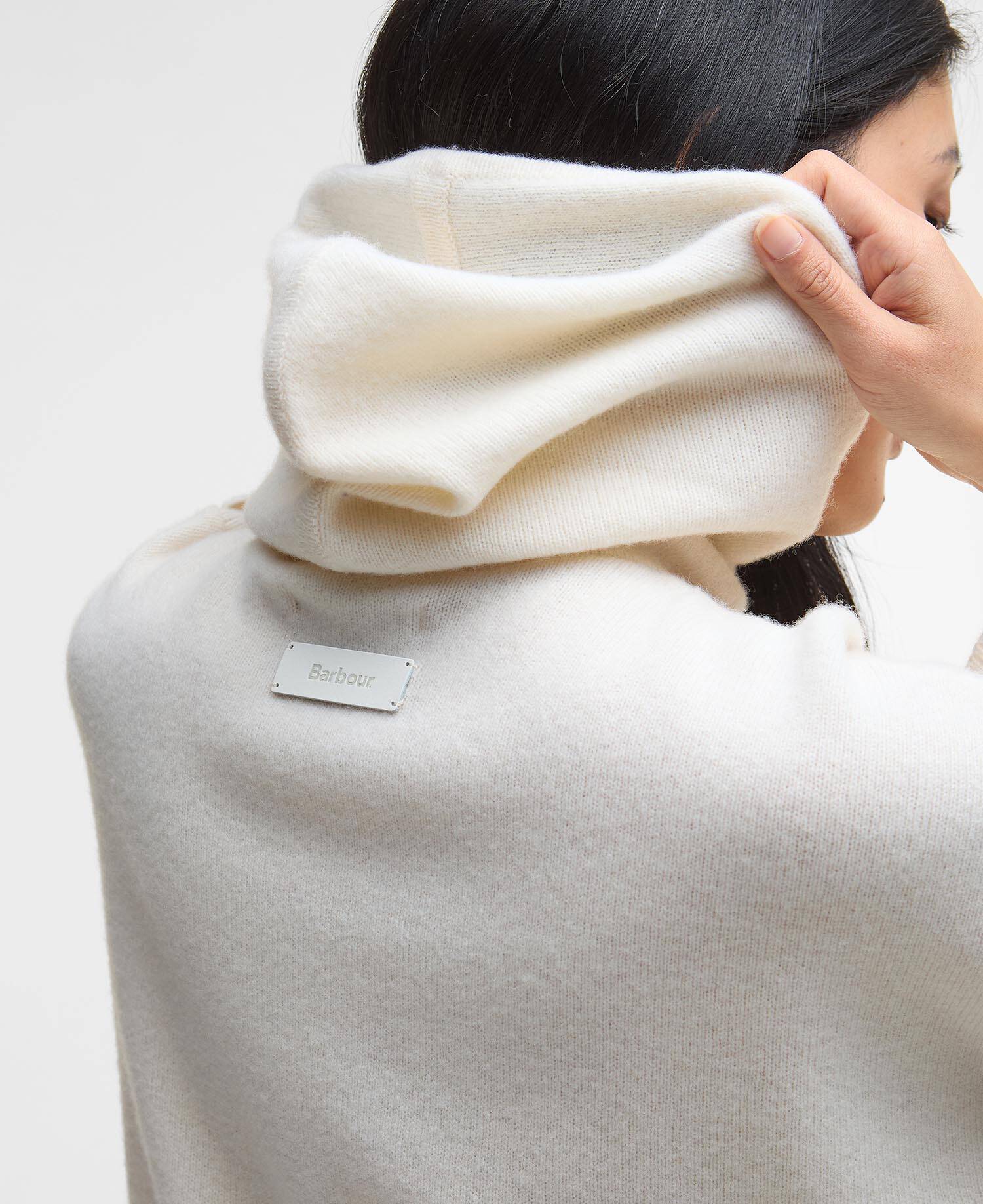 Evette Oversized Knitted Hoodie image number 4