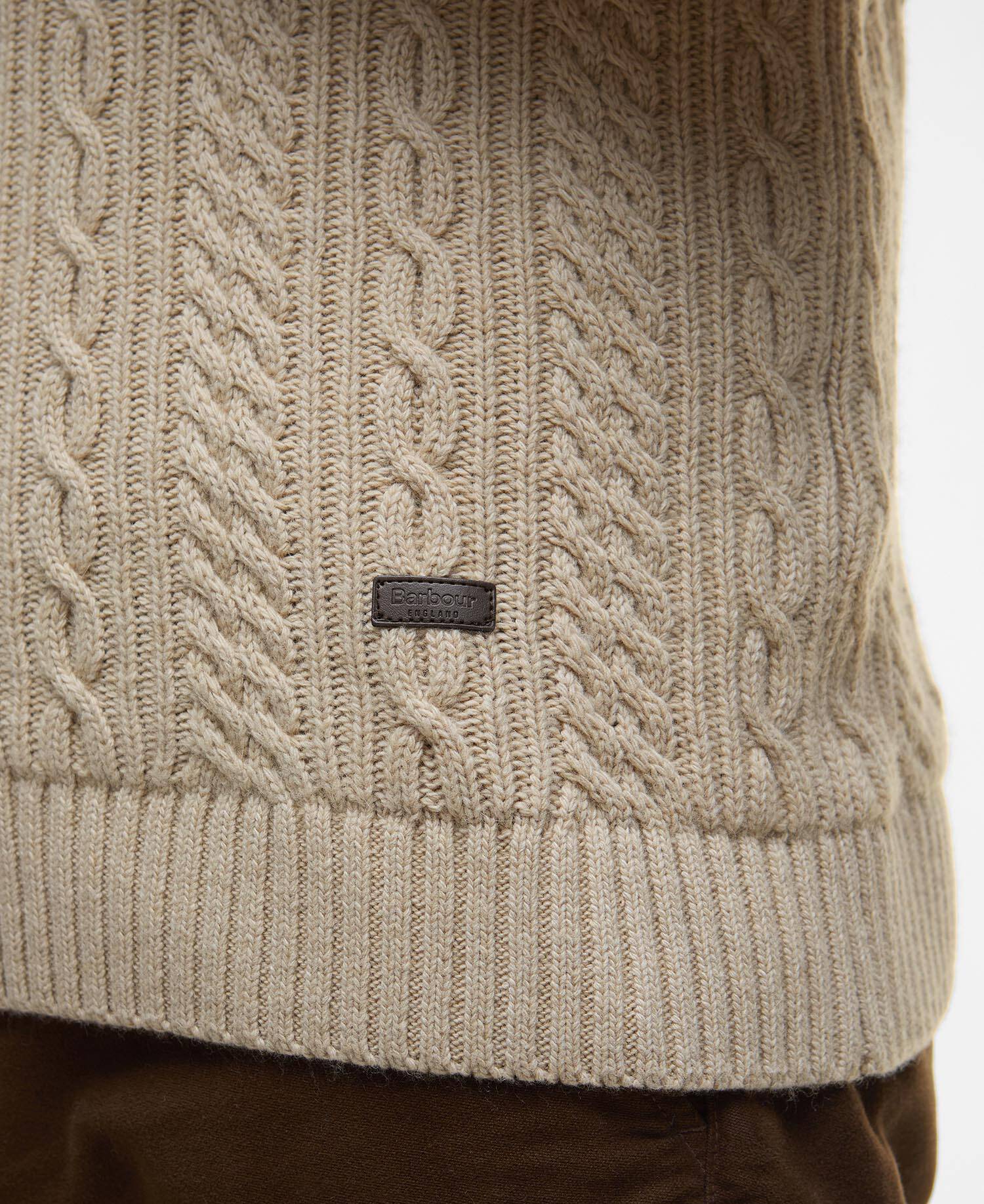Lowfen Cable-Knit Jumper image number 4