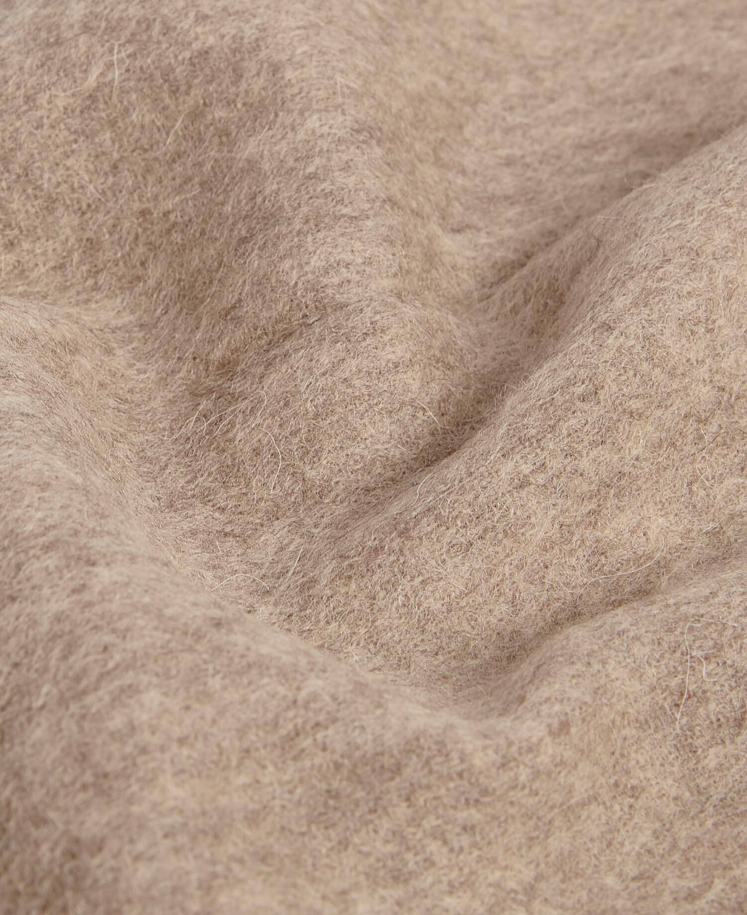 Sciarpa in lana d'agnello intrecciata image number 3