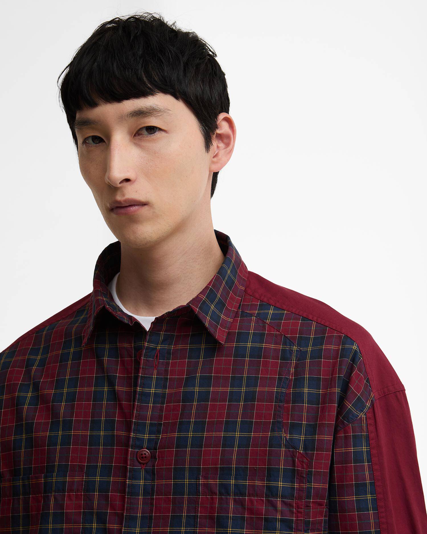 Barbour x Feng Chen Wang Split Pocket Long-Sleeved Tartan Shirt Cardinal Tartan image number 6