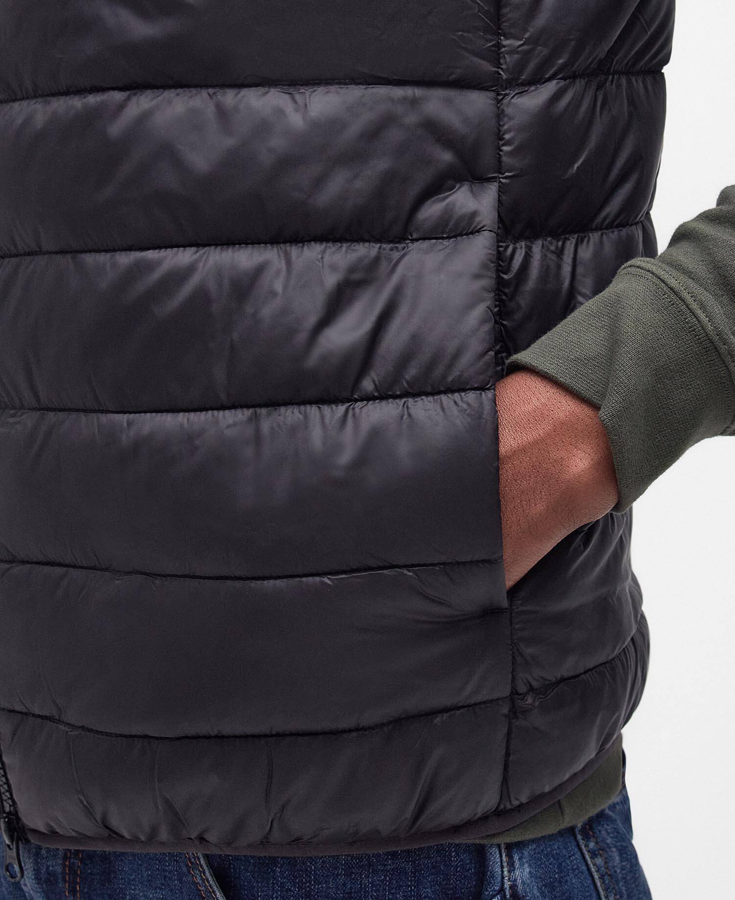Bretby Gilet Classic Black image number 4