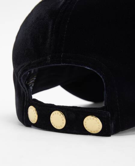 Cecilla Velvet Cap Black