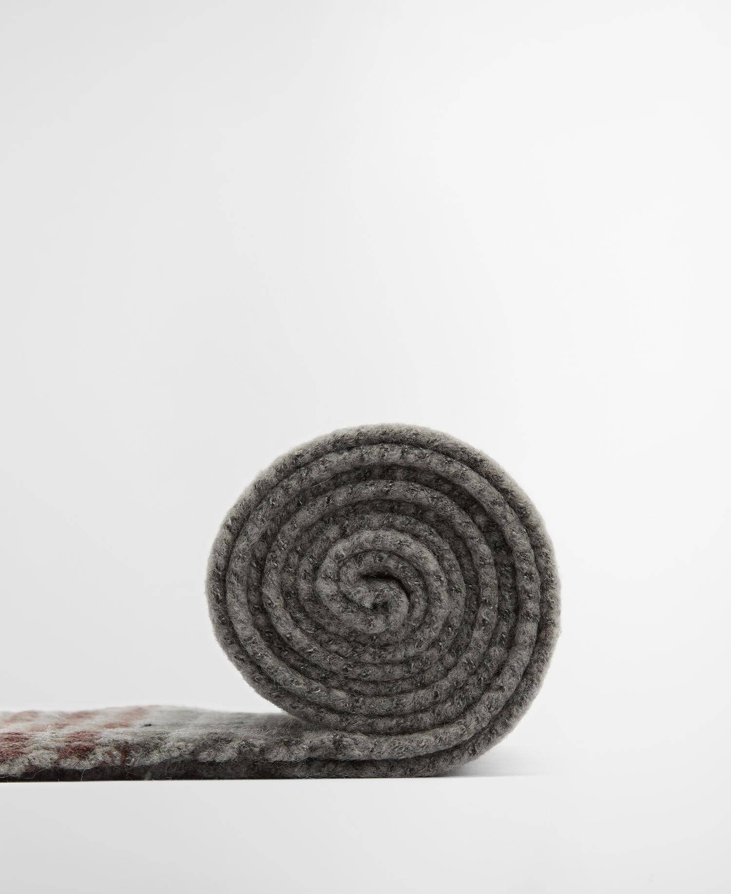 Branton Beanie and Scarf Gift Set image number 9