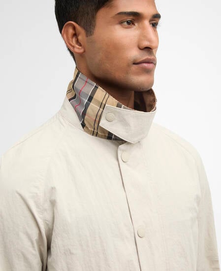 Tracker Showerproof Jacket Mist