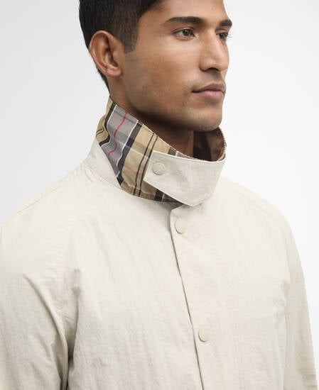 Tracker Showerproof Jacket Mist