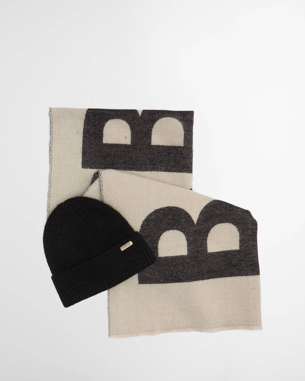 Pendle Beanie & Milla Scarf Gift Set