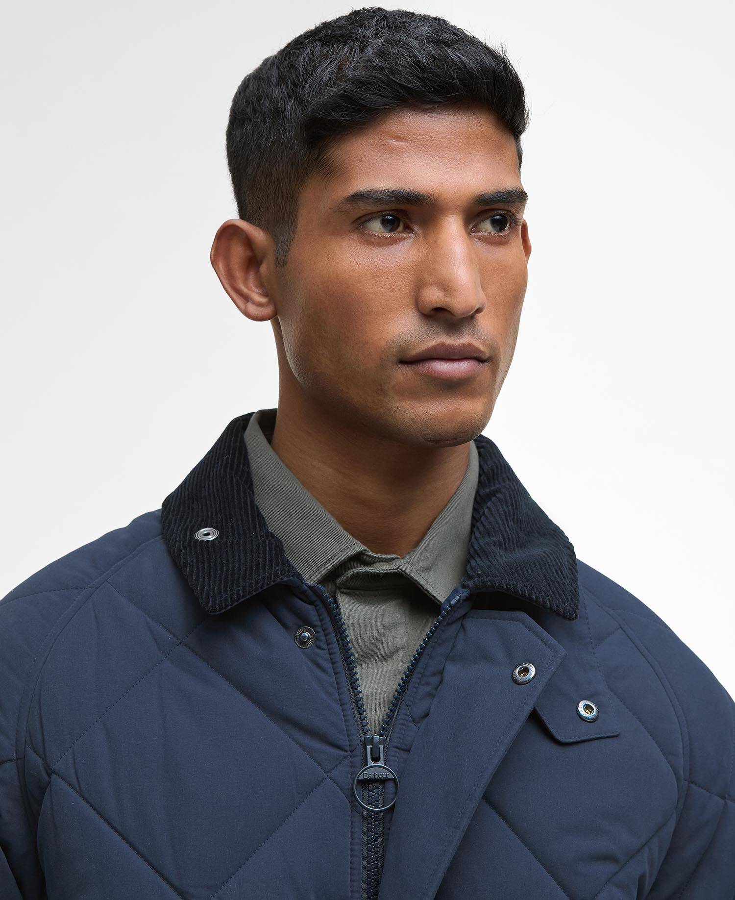 Modern Bedale Quilted Jacket Navy image number 3