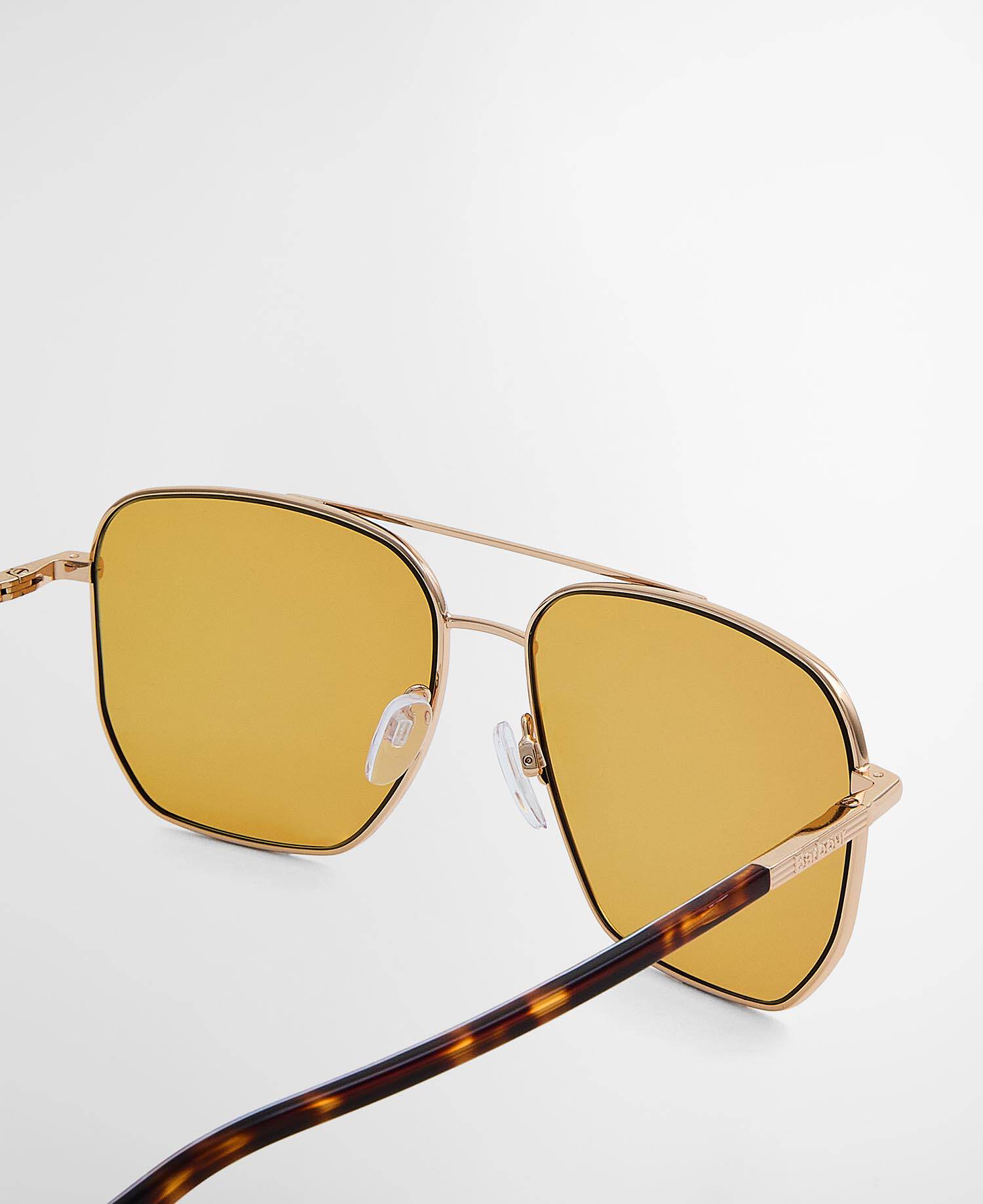 Metal Navigator Sunglasses c3 Gold image number 2