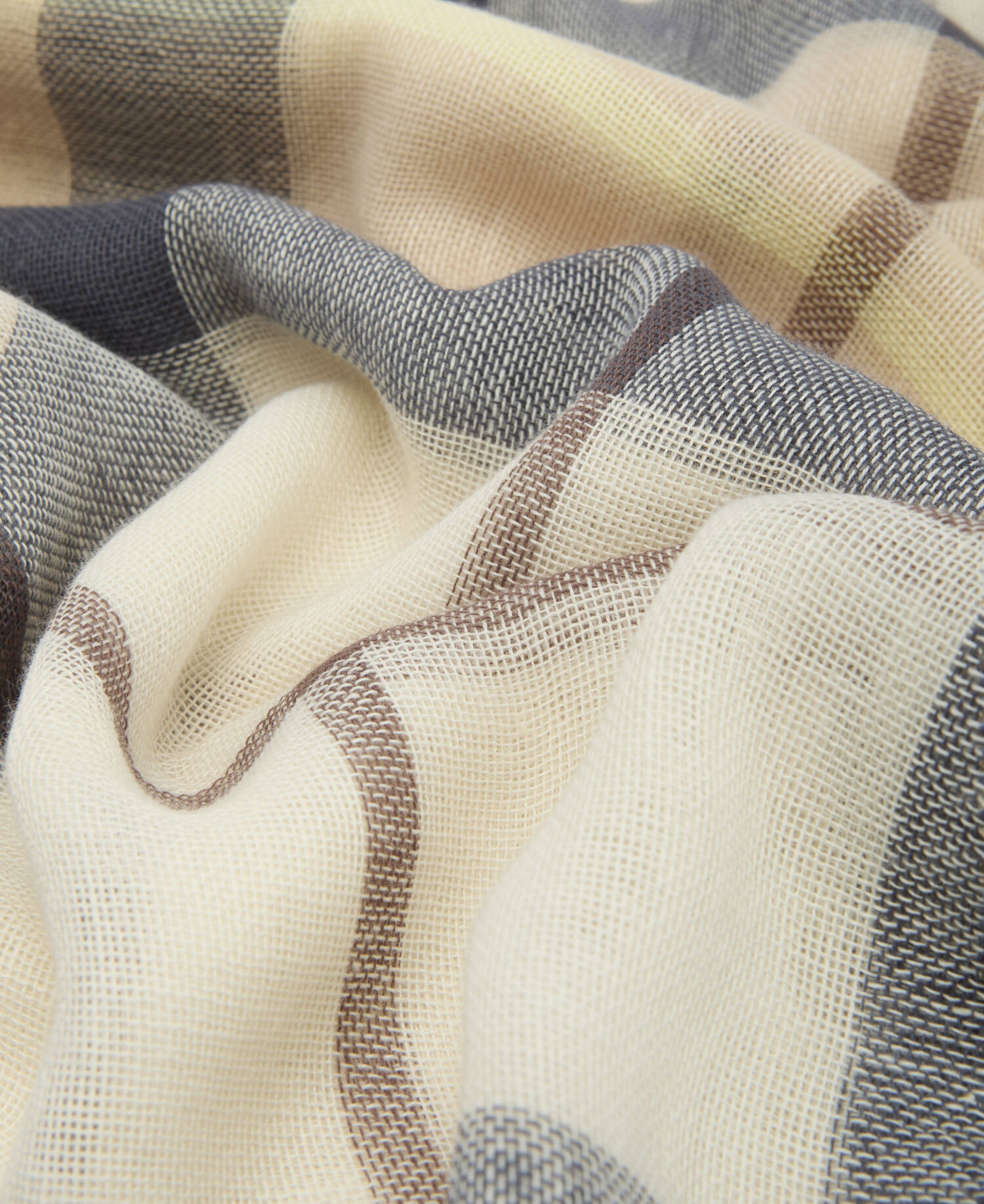 Schal Welton Tartan image number 3