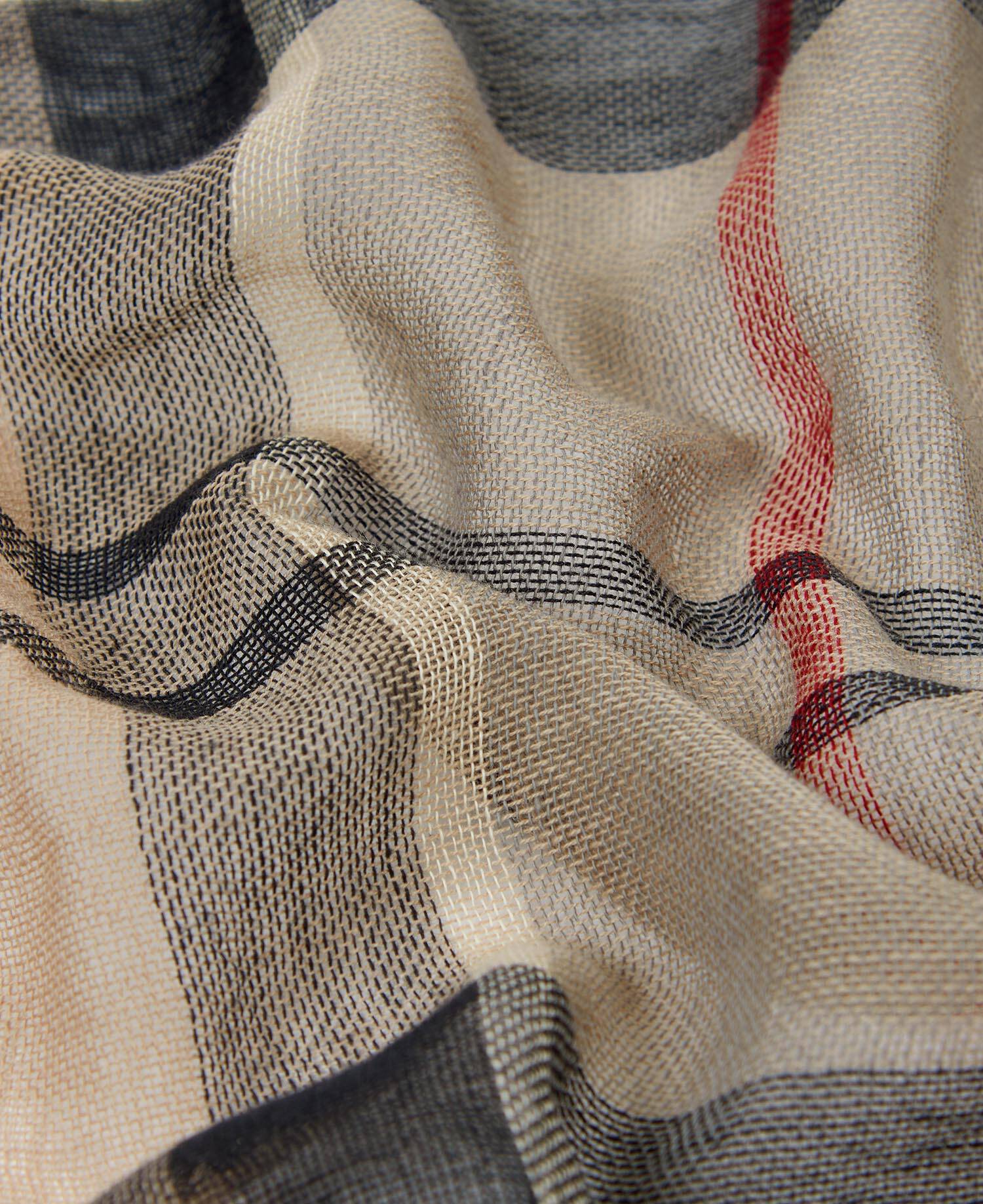 Schal Welton Tartan image number 1