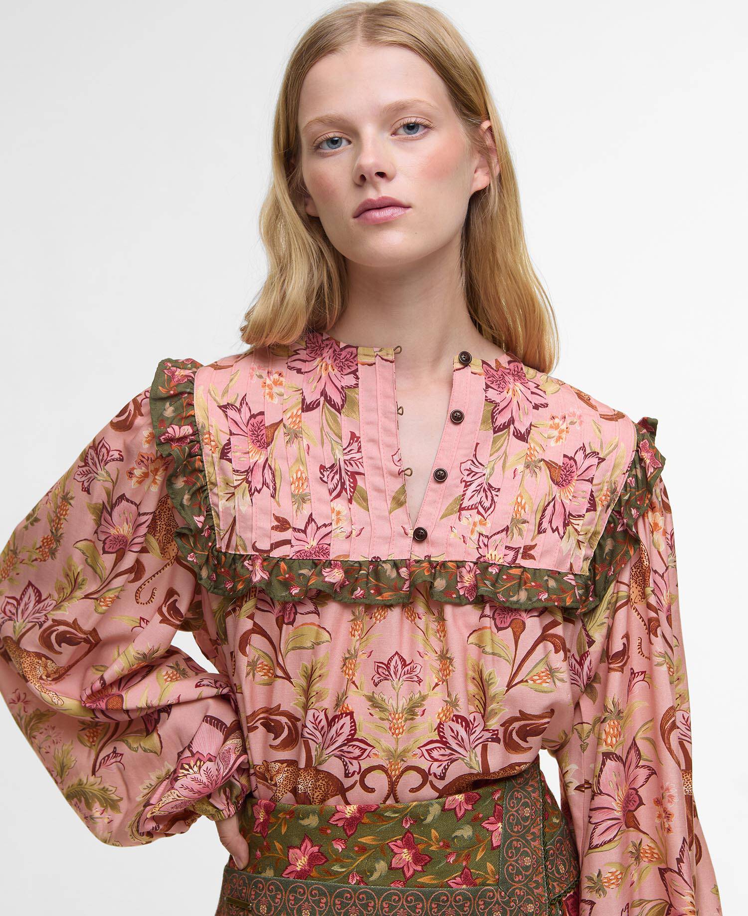 Barbour FARM Rio Cami Long-Sleeved Blouse Tropical Print image number 3