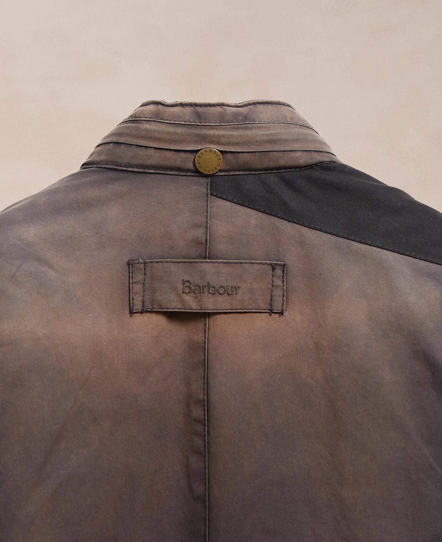 Barbour Re-loved Men's Corbridge Waxed Jacket - Size S image number 2