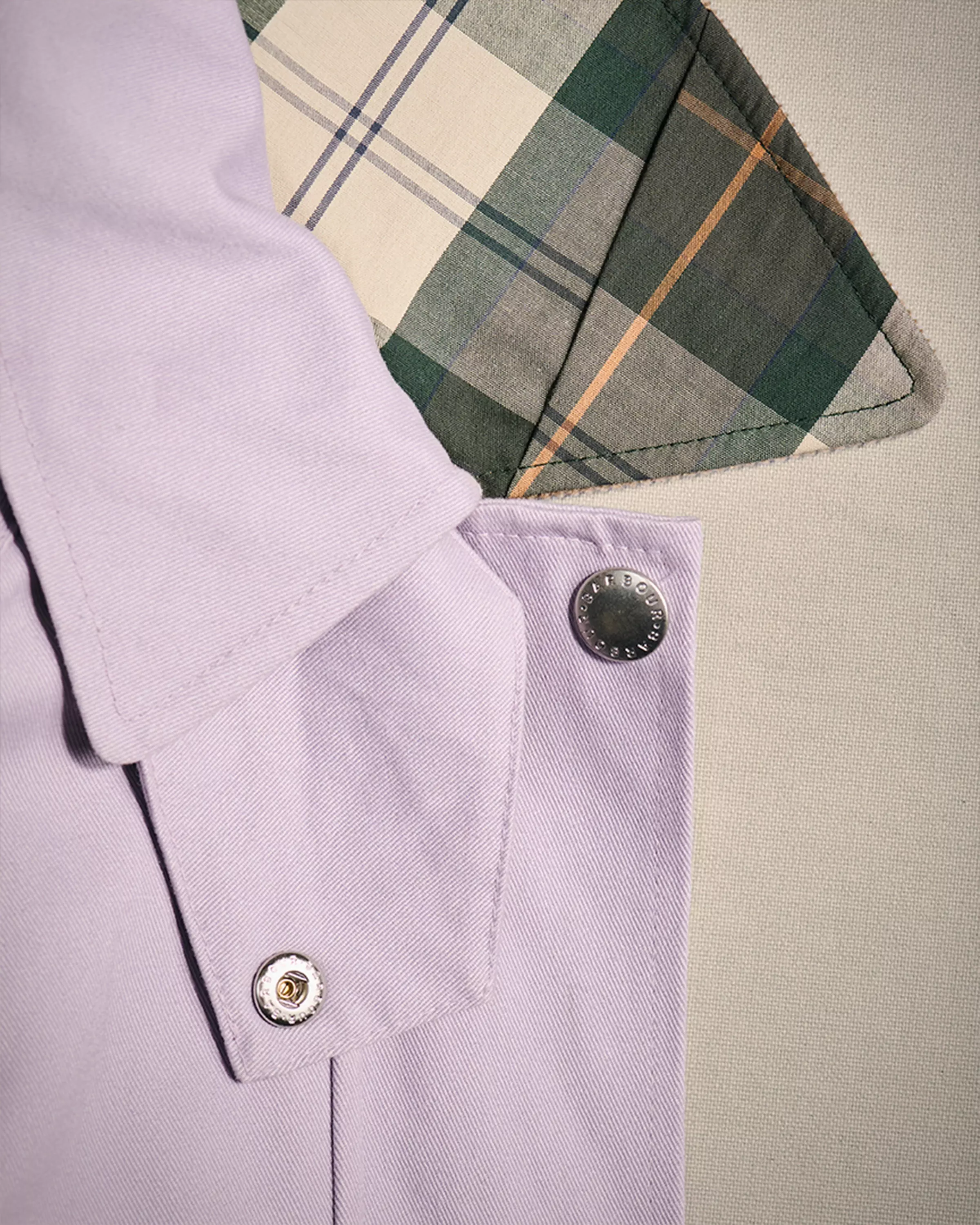Beadnell Interchangeable Collar Detail