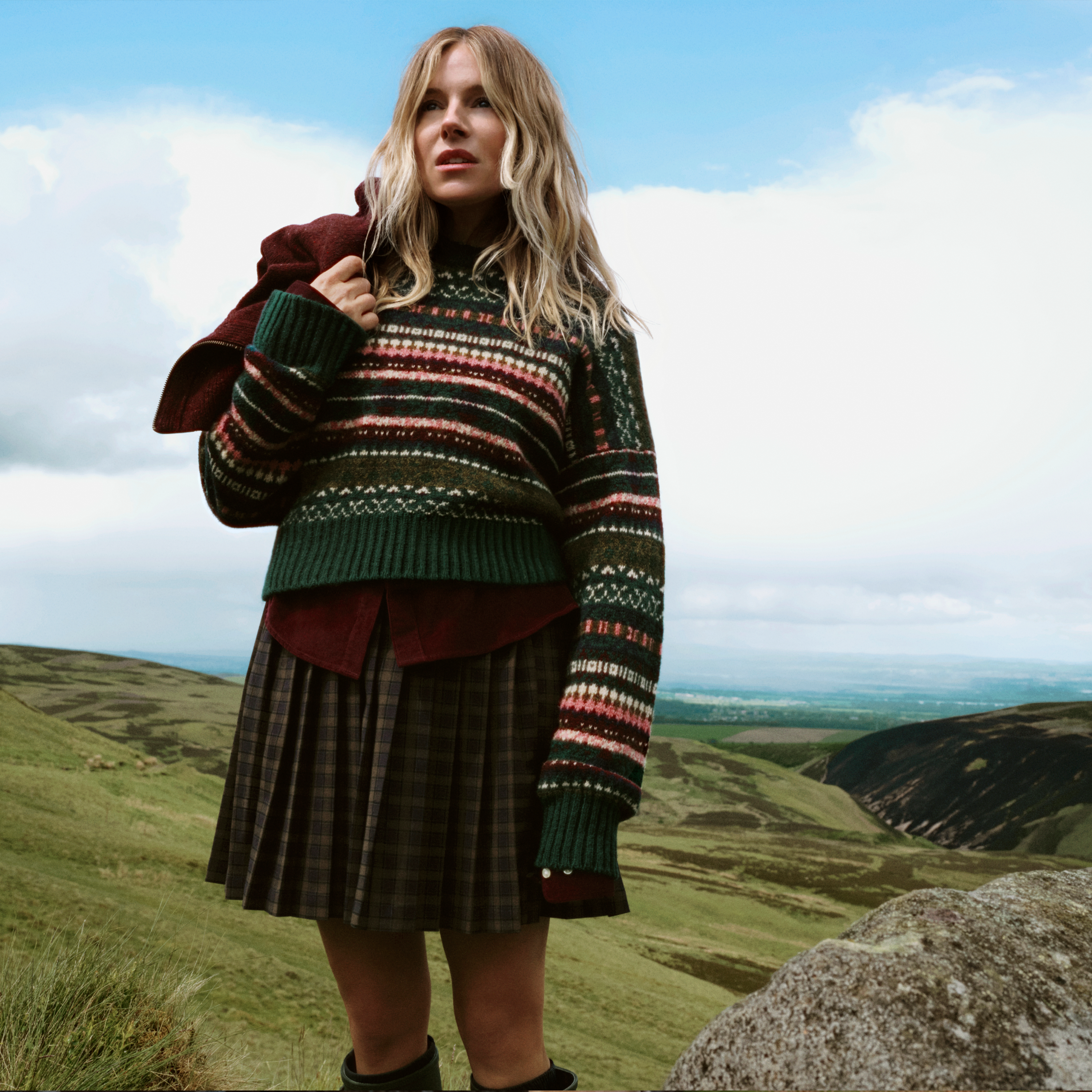 Sienna Miller wearing Barbour Scottish Knitwear