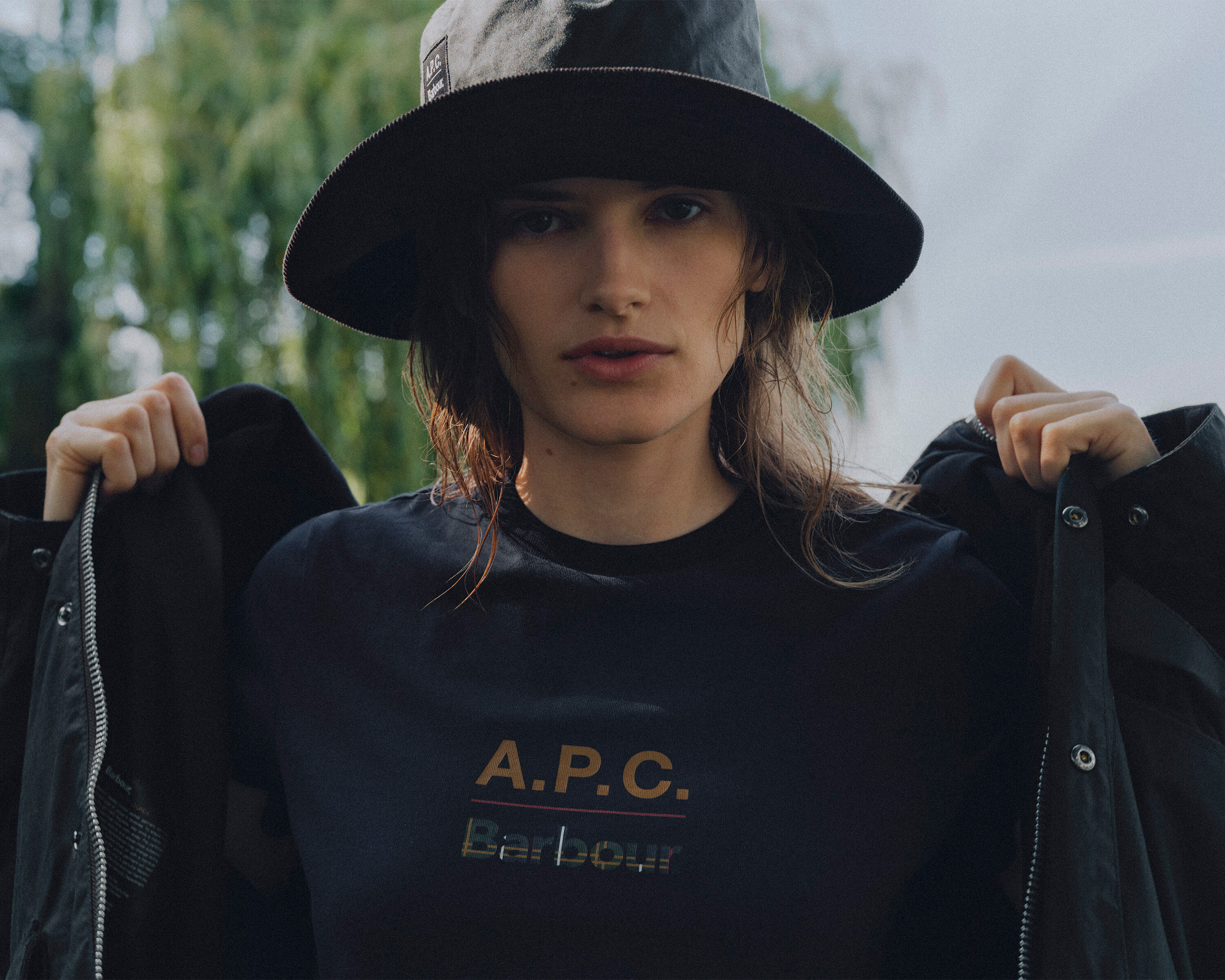 Acquista Barbour x A.P.C.
