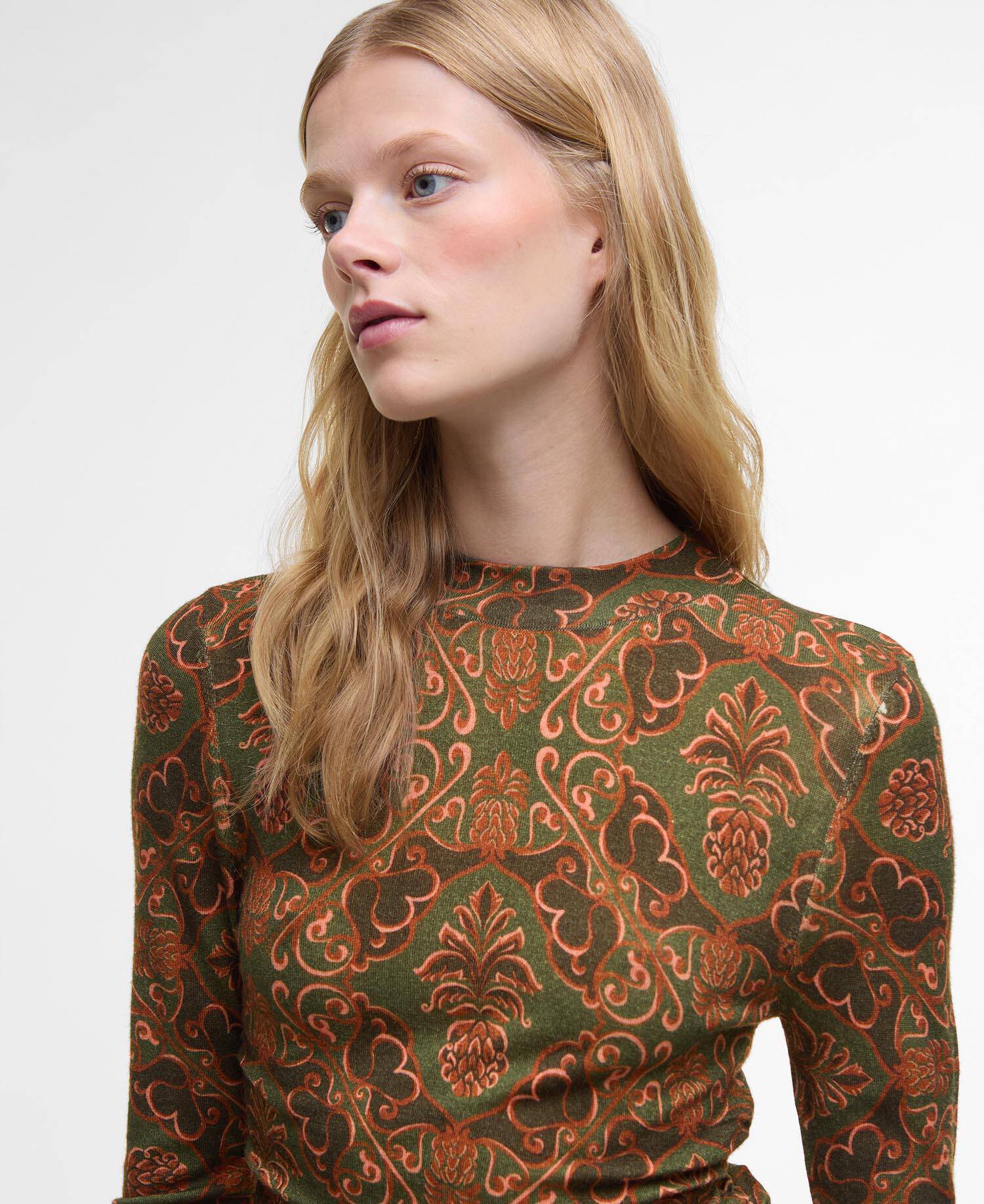 Barbour FARM Rio Luana Long-Sleeved Knitted Top Pineapple Print image number 3