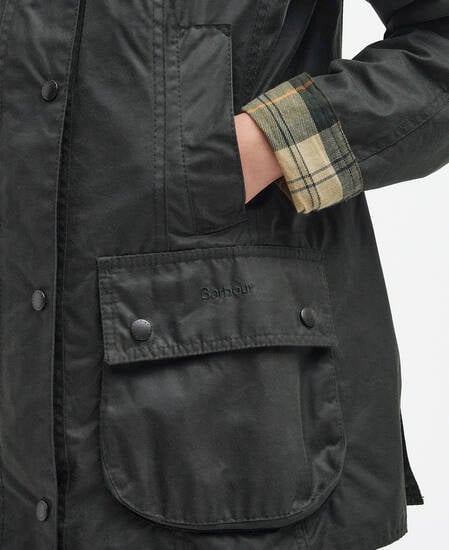 Beadnell&reg; Waxed Jacket Sage