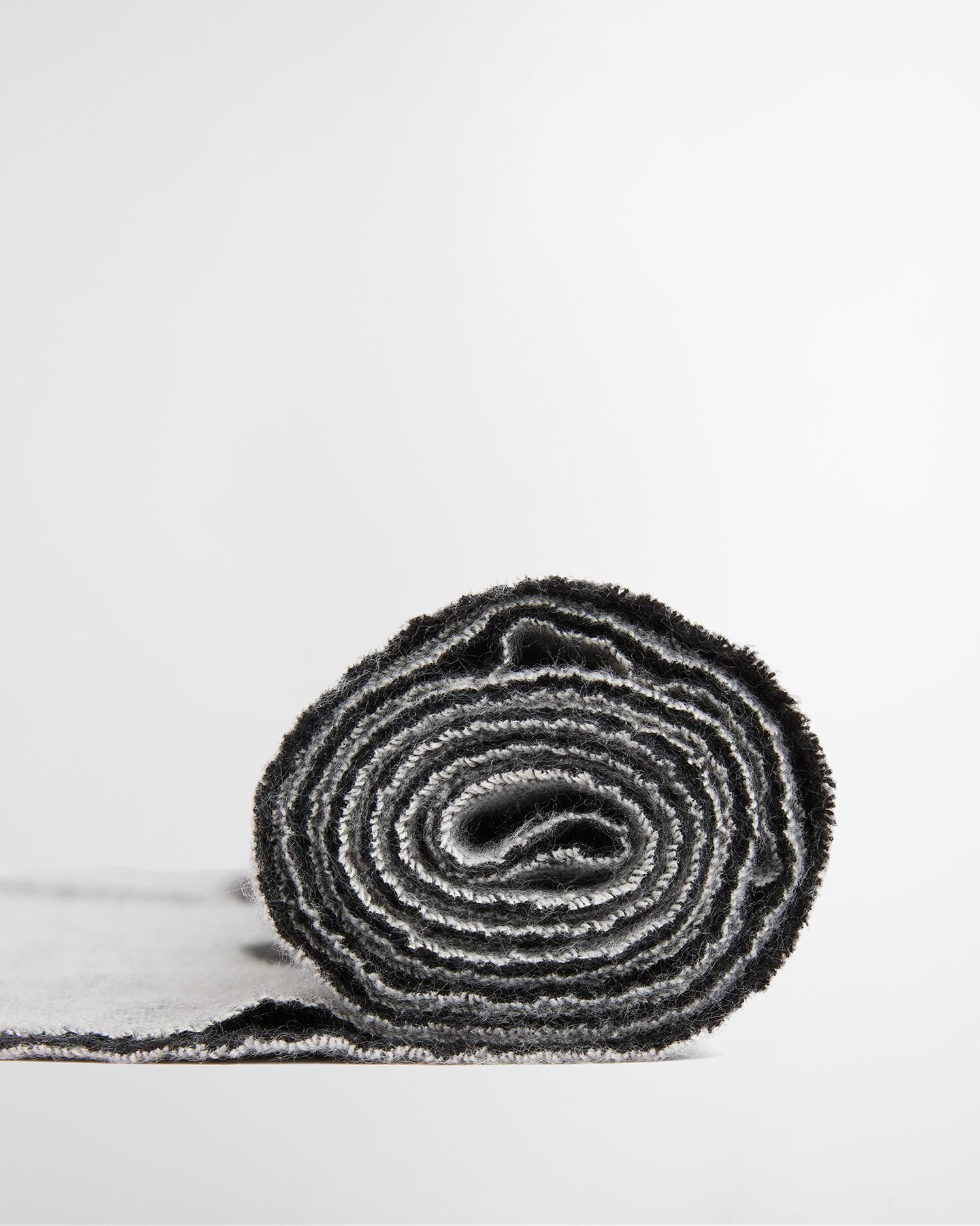 Milla Logo Wrap Scarf Moonbeam/Black