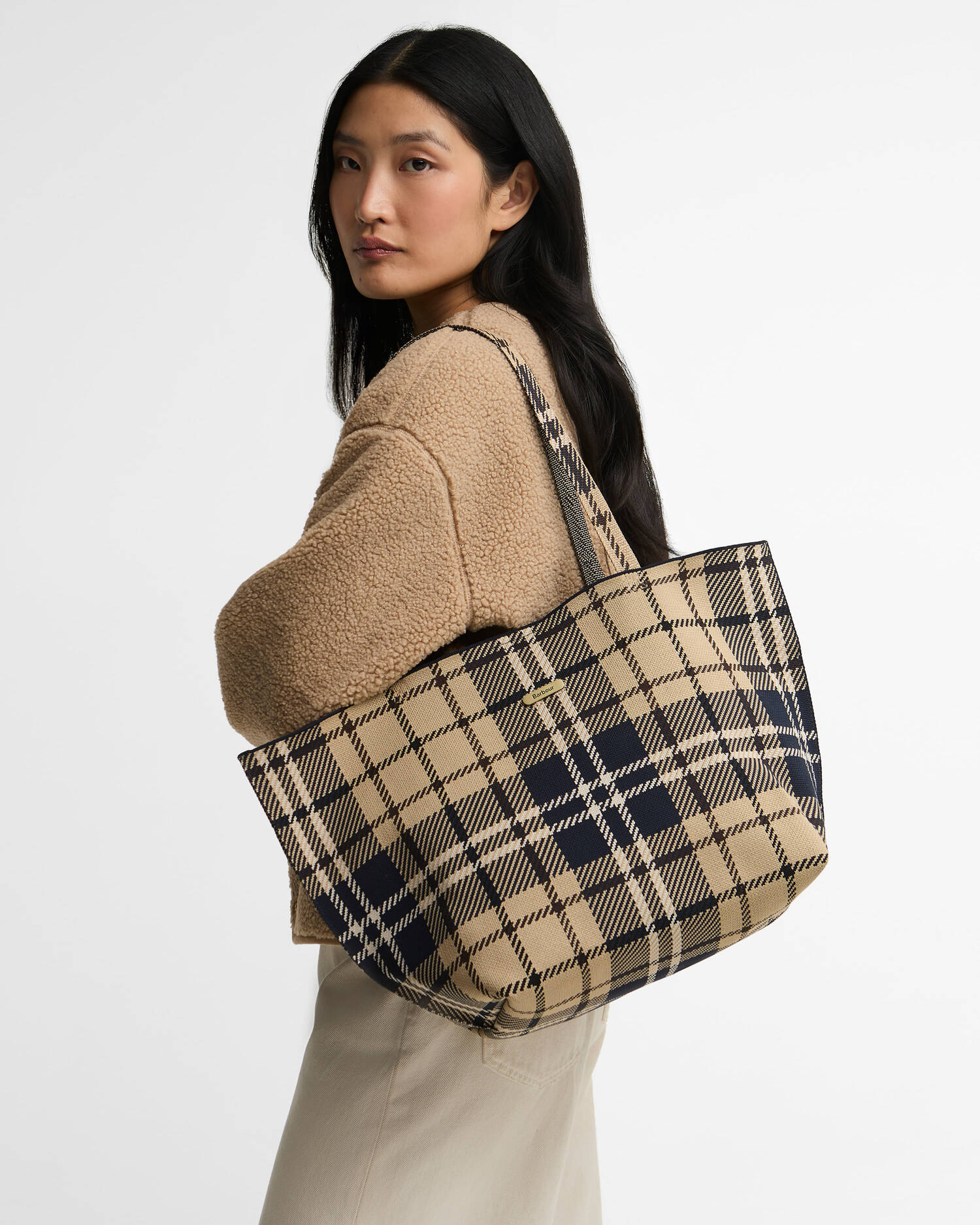 Layla Tartan Large Tote Bag Birchwood Dress Tartan image number 6