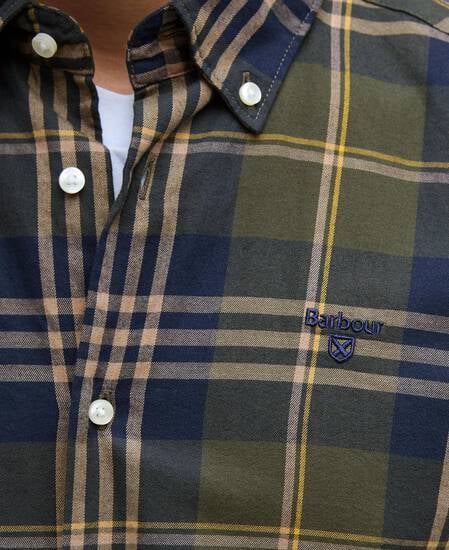 Edgar Tailored Long-Sleeved Shirt Olive