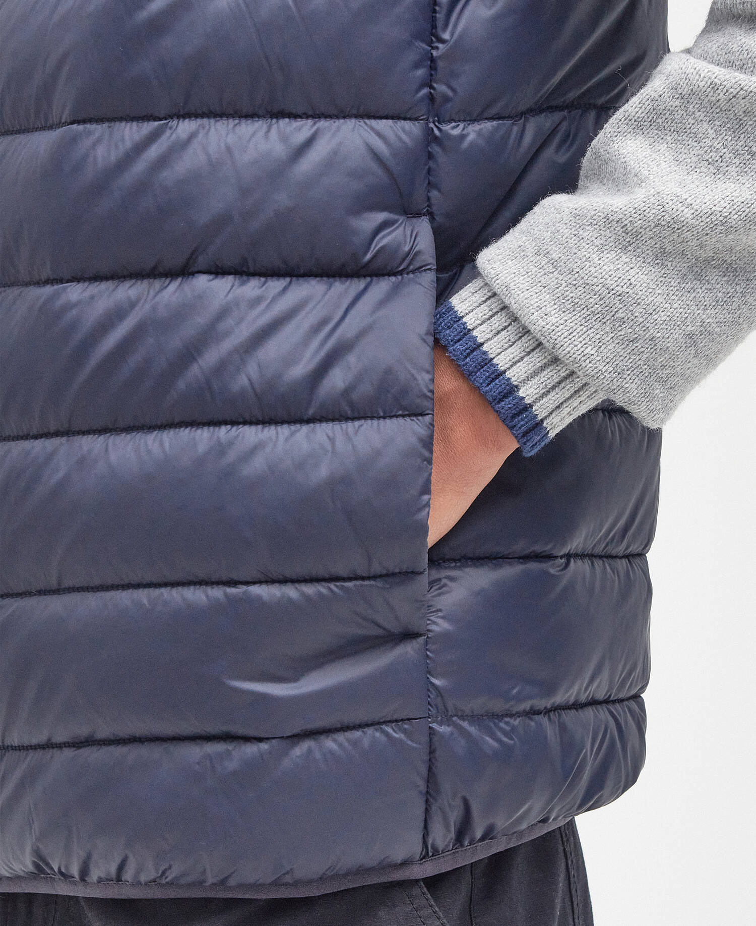 Bretby Gilet Classic Navy image number 5