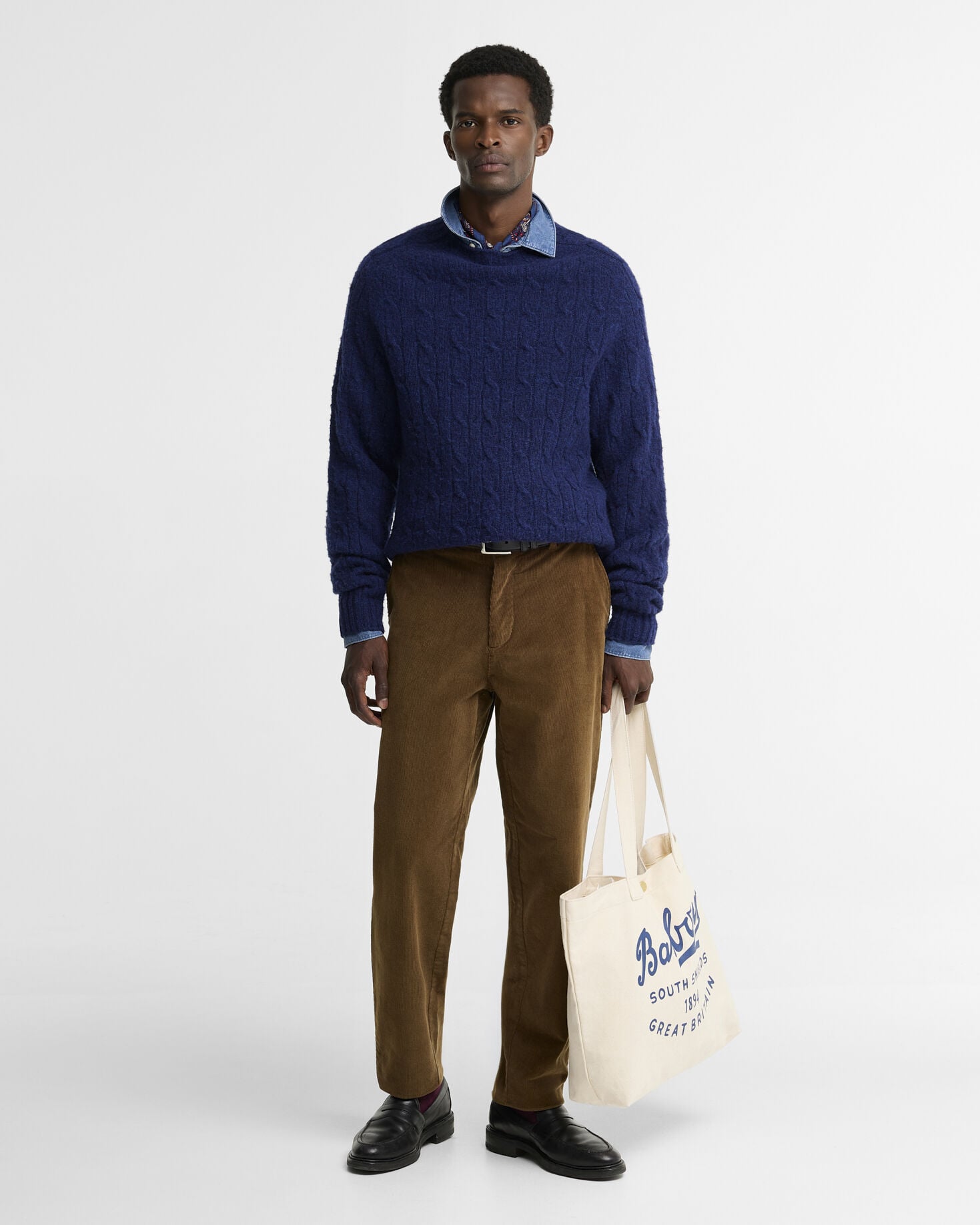 Scottish Made Cable-Knit Wool Crew Neck Jumper Deep Blue
