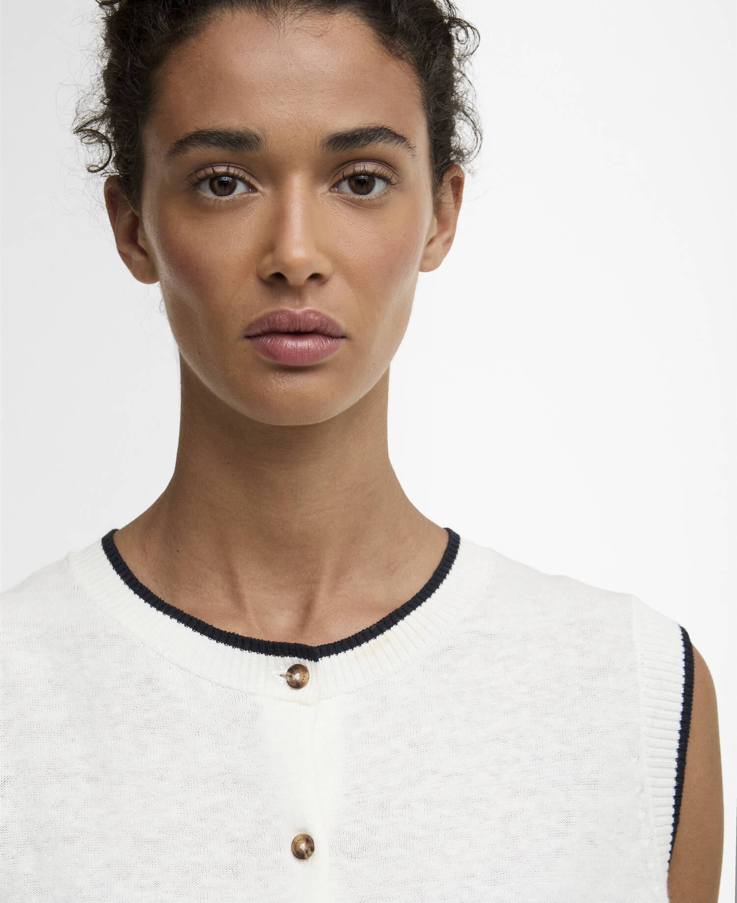 Maia Knitted Vest Cloud/Navy image number 3