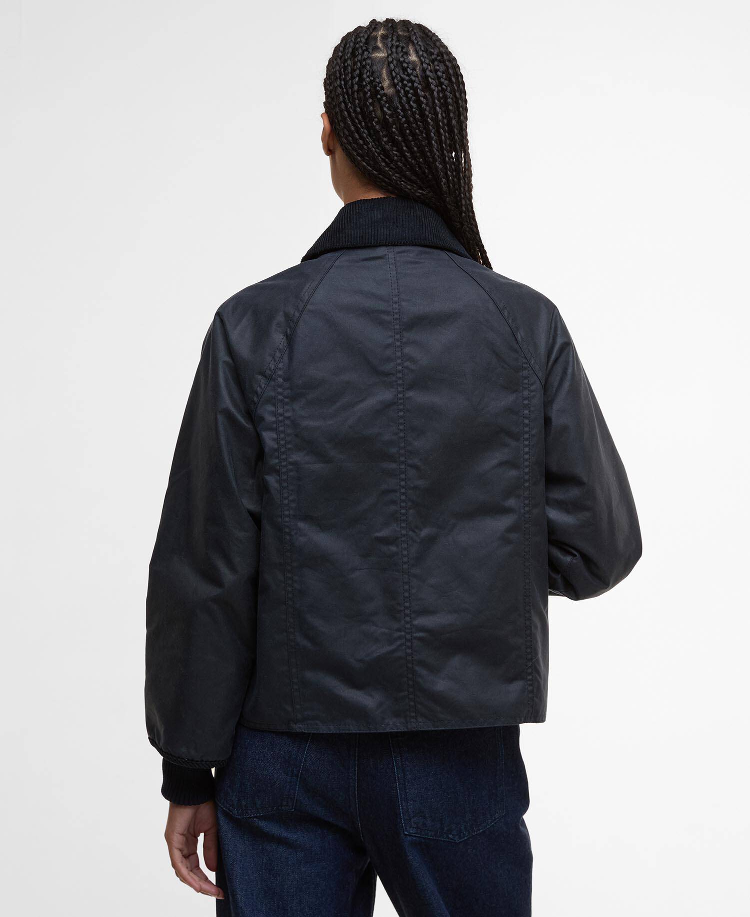 Cropped Beadnell Waxed Jacket Navy/Classic image number 2