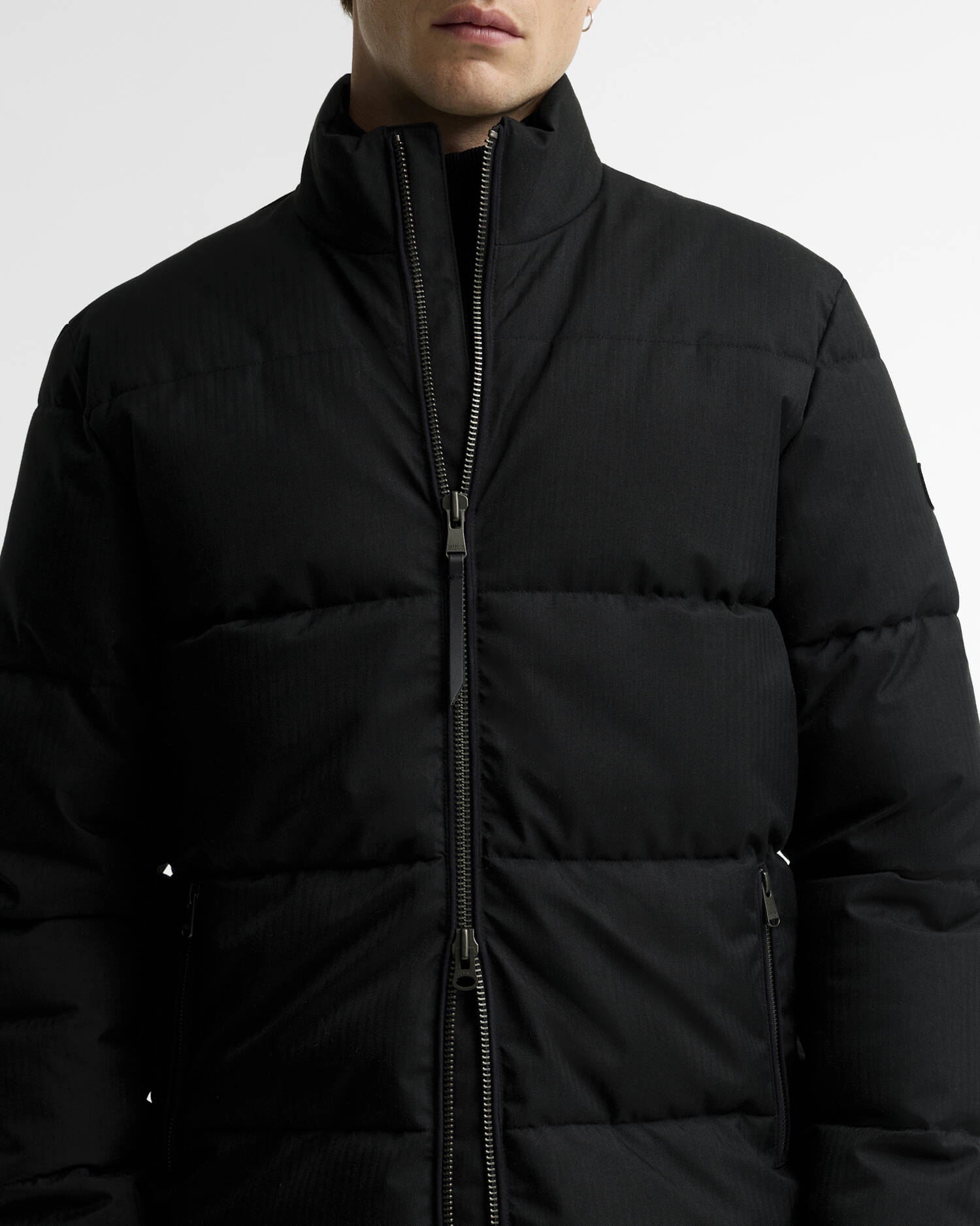 Tour Puffer Jacket Black image number 4