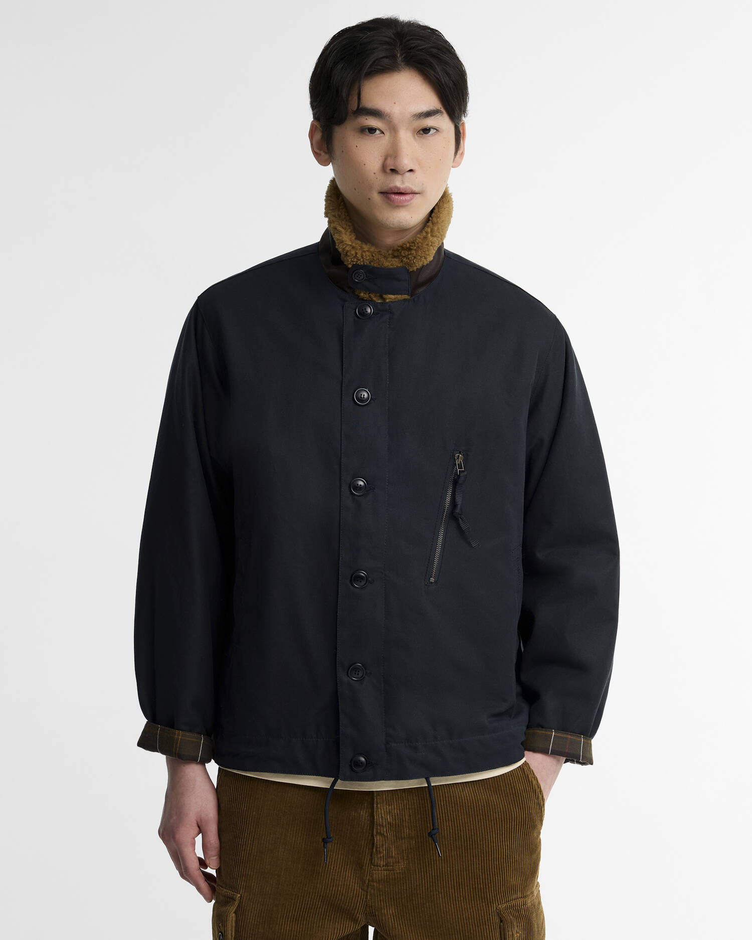 Barbour Wachsjacke Macklow Navy image number 0