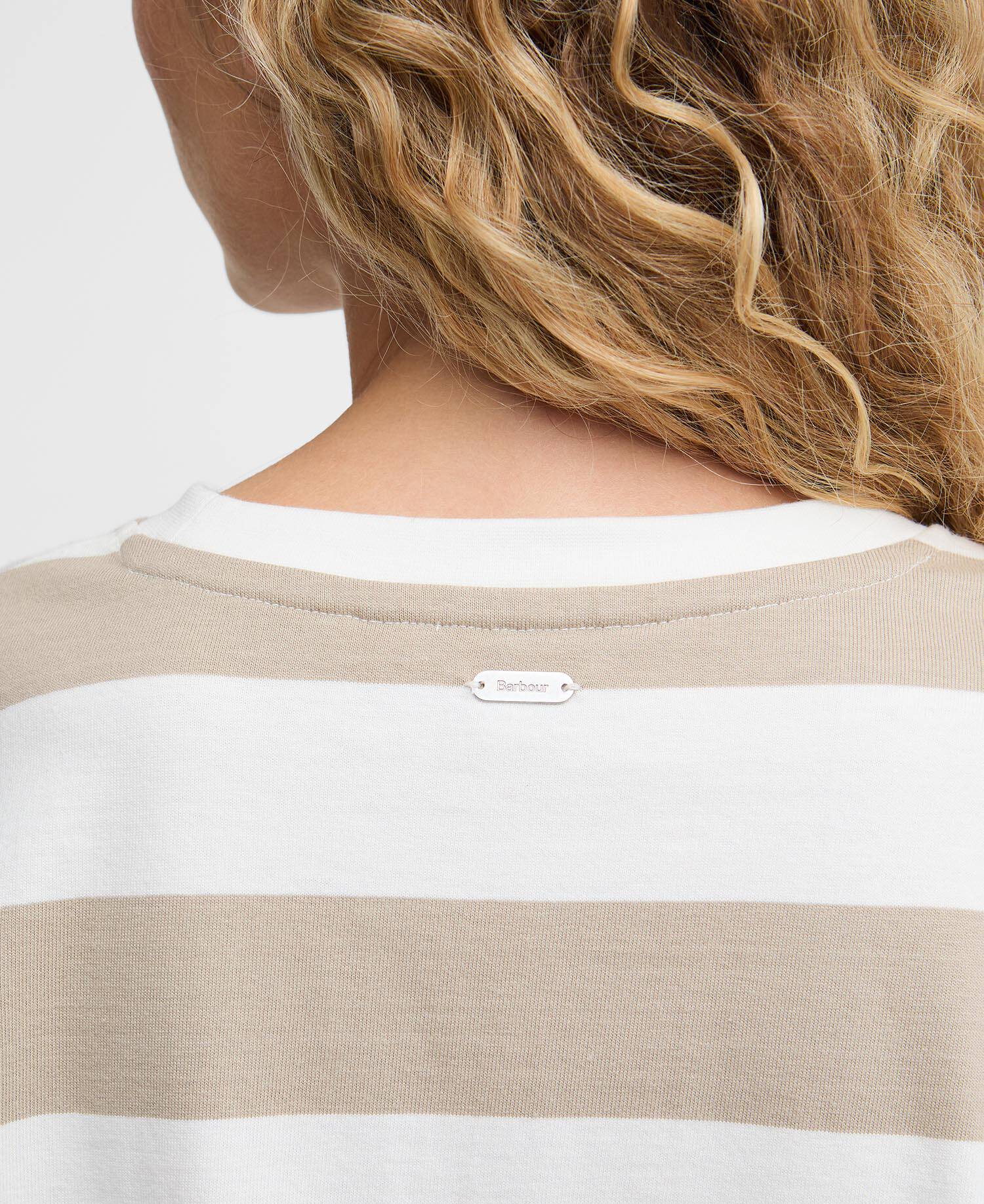 T-shirt a maniche lunghe Cartmel con motivo a righe Cloud/Light Sand Stripe image number 4
