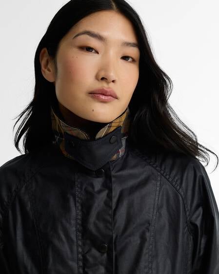 Beadnell&reg; Waxed Jacket Classic Navy