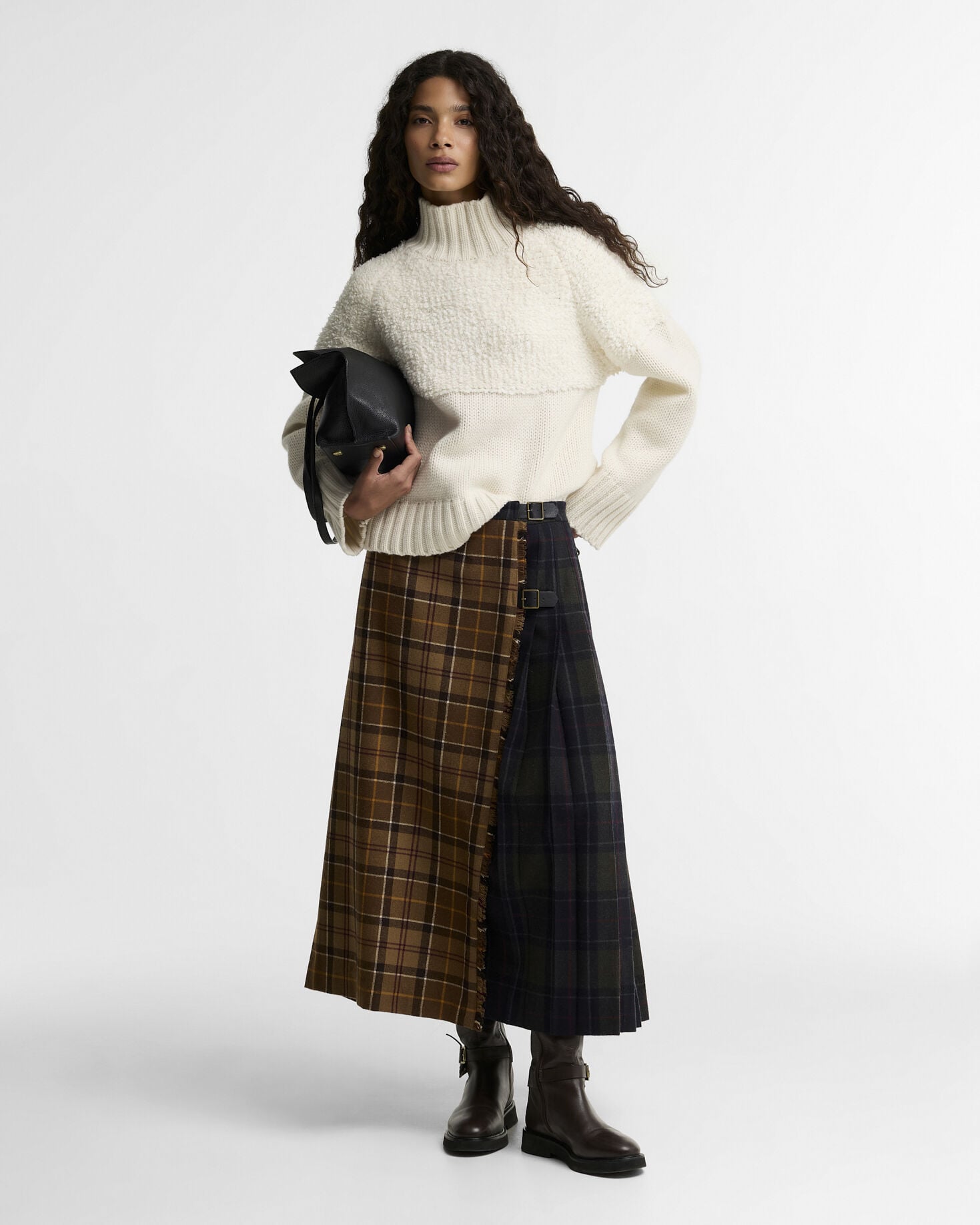 Rothley Funnel Neck Jumper Ecru