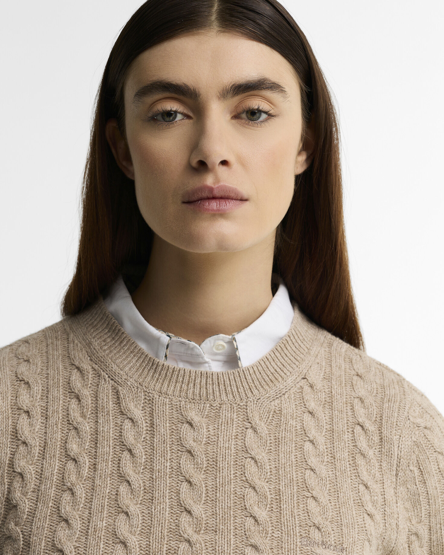 Maglione misto lana Ashdown con taglio morbido e lavorazione a trecce Honey
