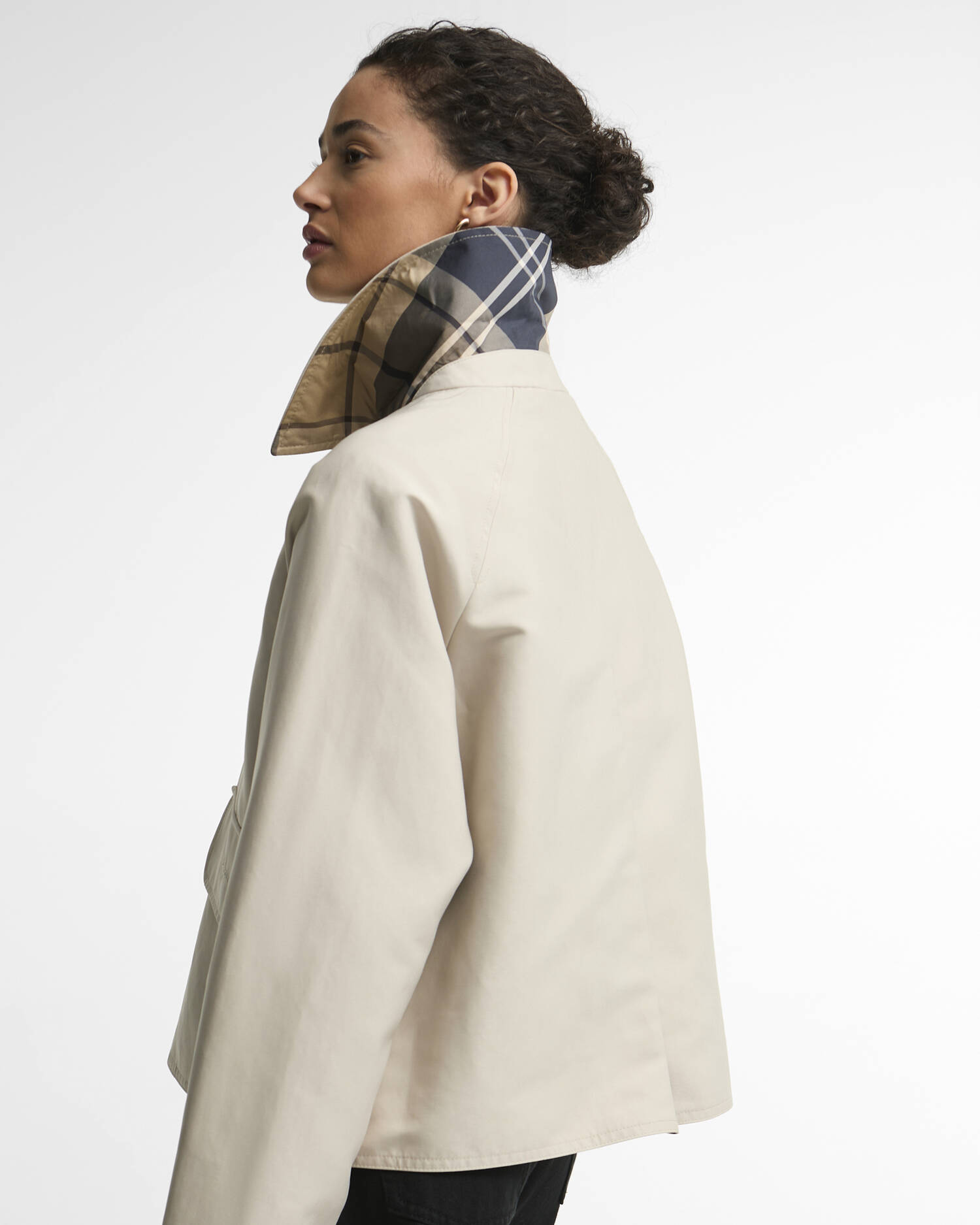 Barbour Jacke Delilah Showerproof Mist/Birchwood Dress image number 3