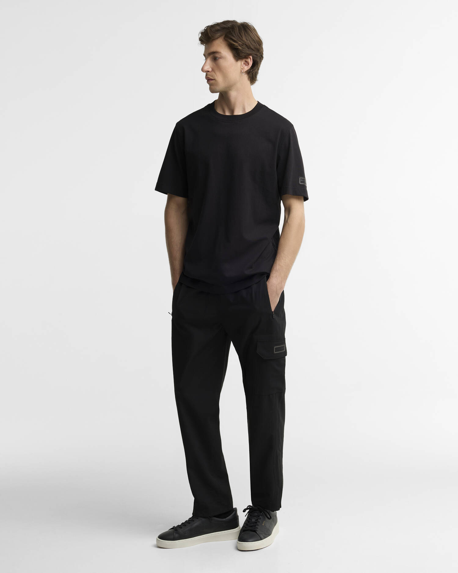 Outline T-Shirt Black image number 1