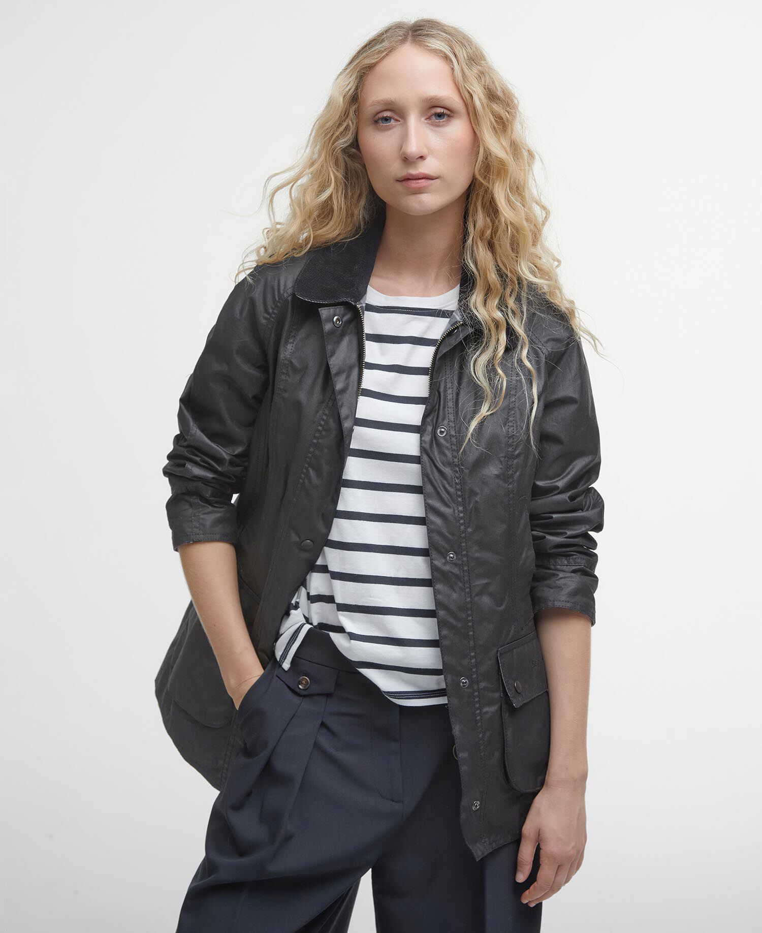 Beadnell&reg; Waxed Jacket Classic Black