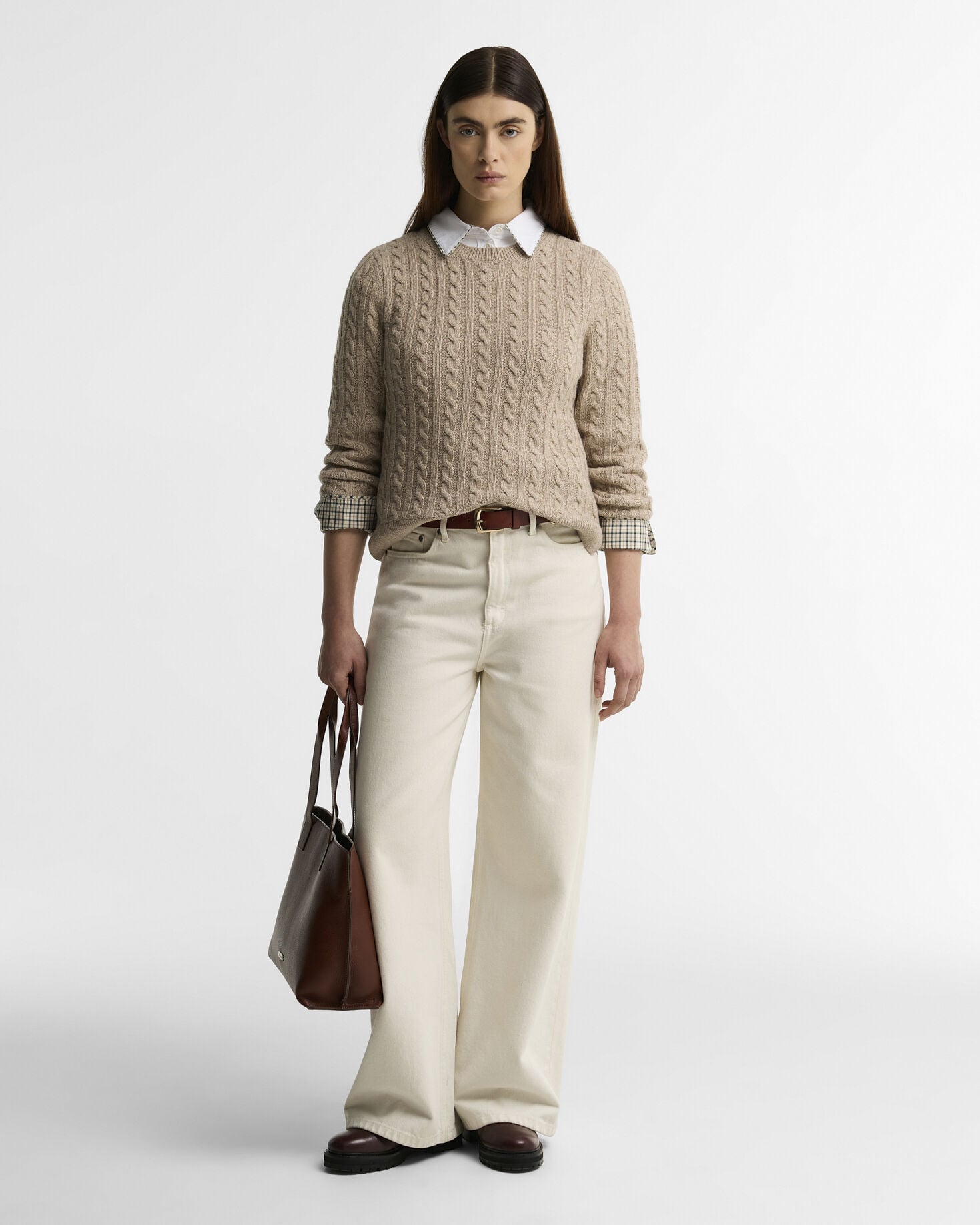 Maglione misto lana Ashdown con taglio morbido e lavorazione a trecce Honey