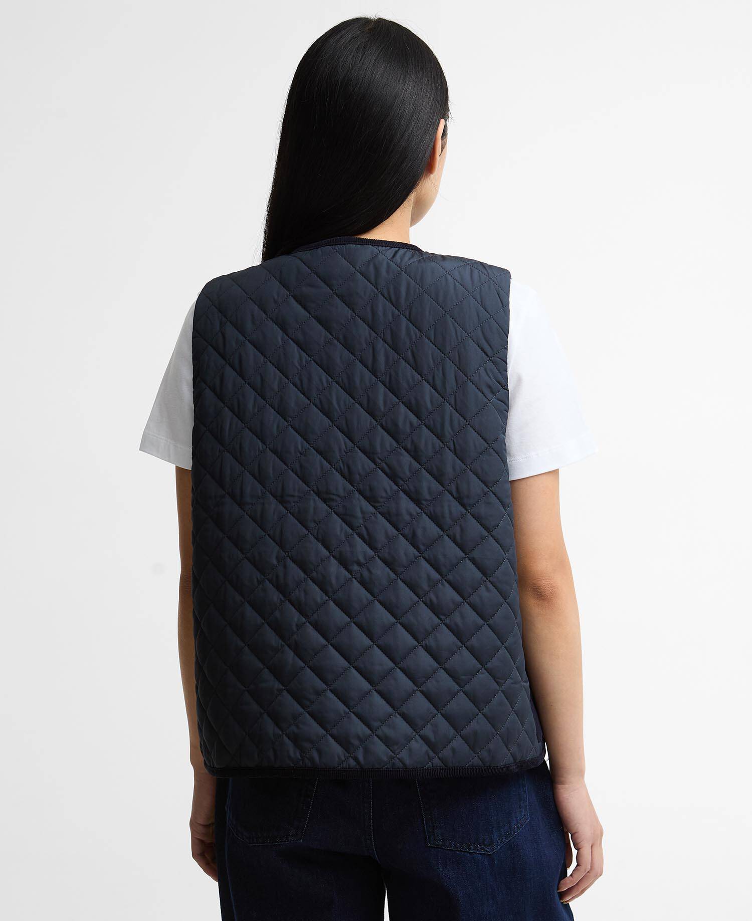 Thulby Quilted Gilet Dark Navy image number 2