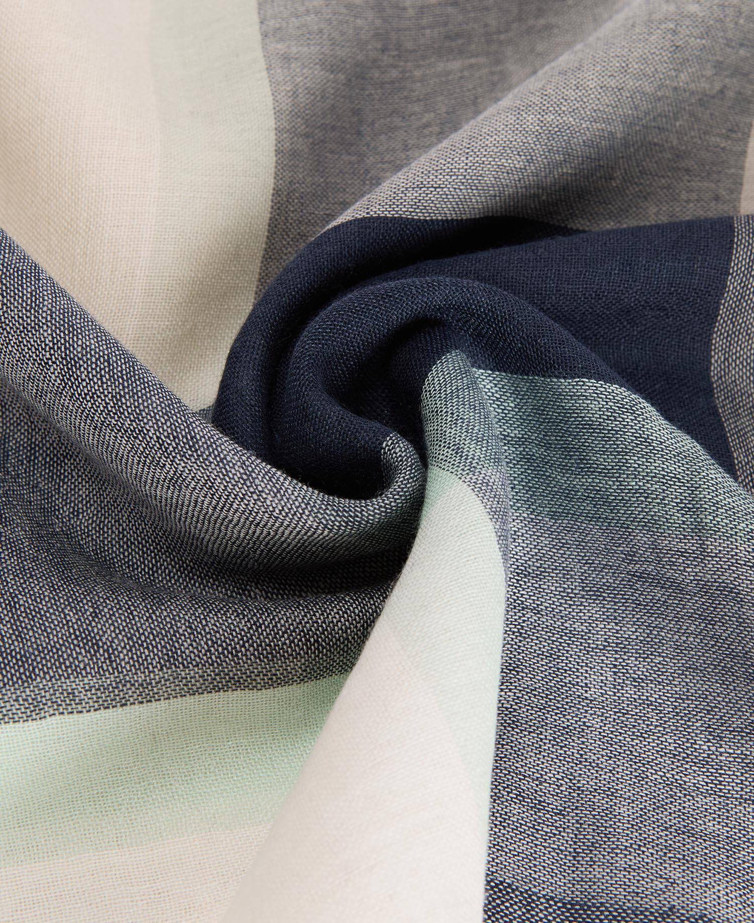 Maisy Tartan Scarf Navy/Mint Tartan image number 4