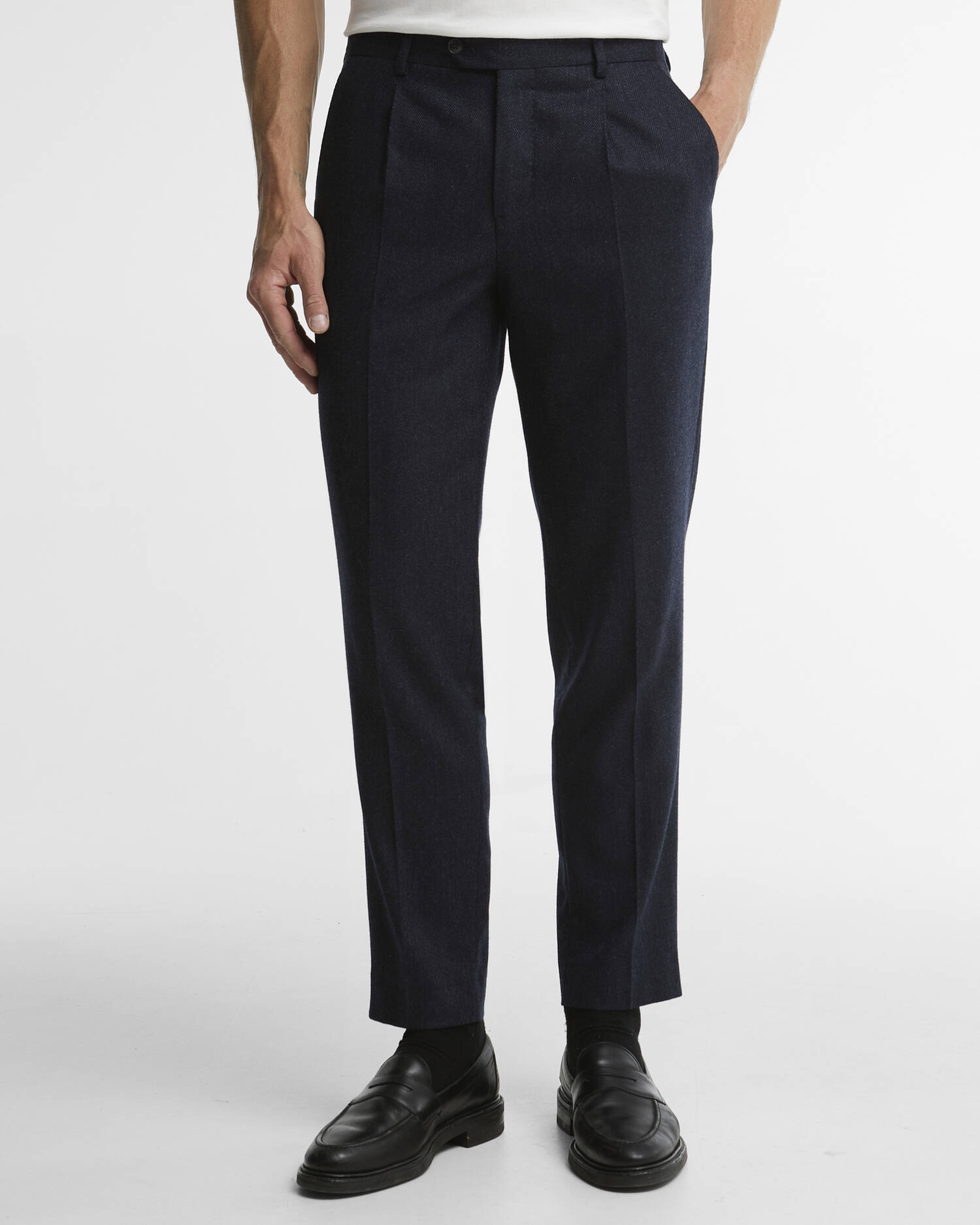 Barbour Hose Fairford Herringbone Tailored Forest image number 1