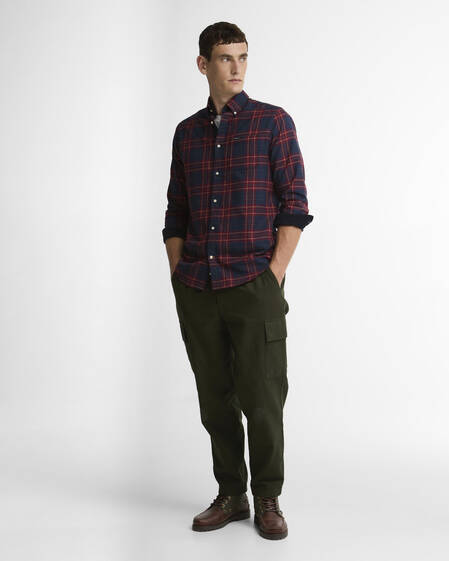 Broxburn Tailored Long-Sleeved Shirt Red