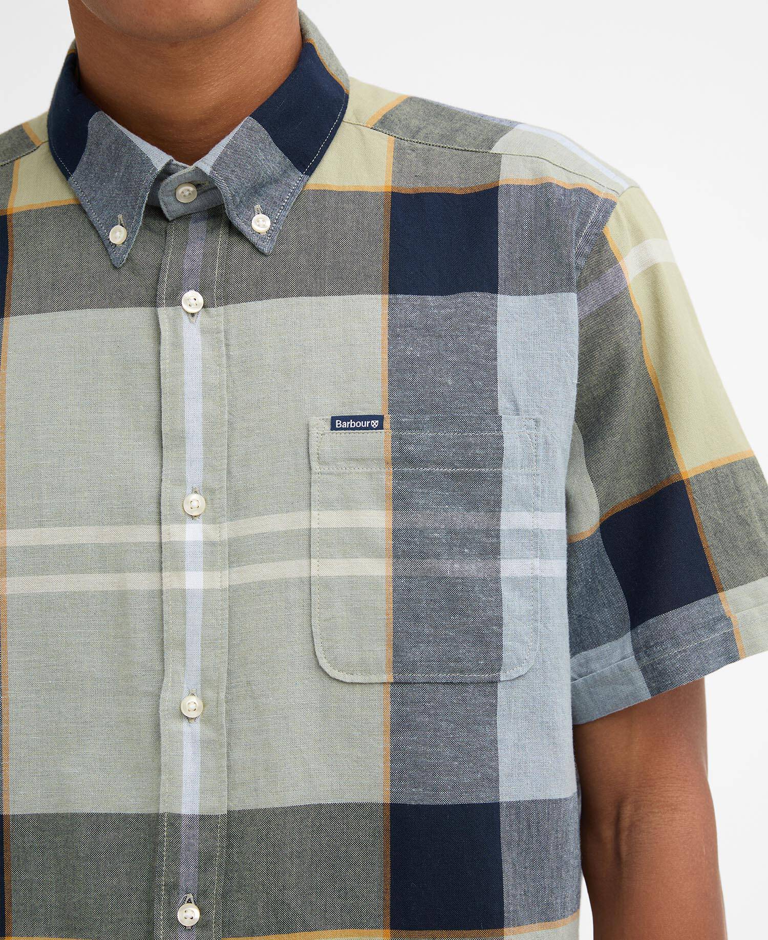 Doughill Tailored Short-Sleeved Shirt Highland Loch Tartan image number 3