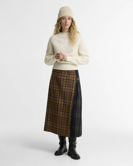 Scottish Made Havant Cable Knit Wool Jumper Ecru