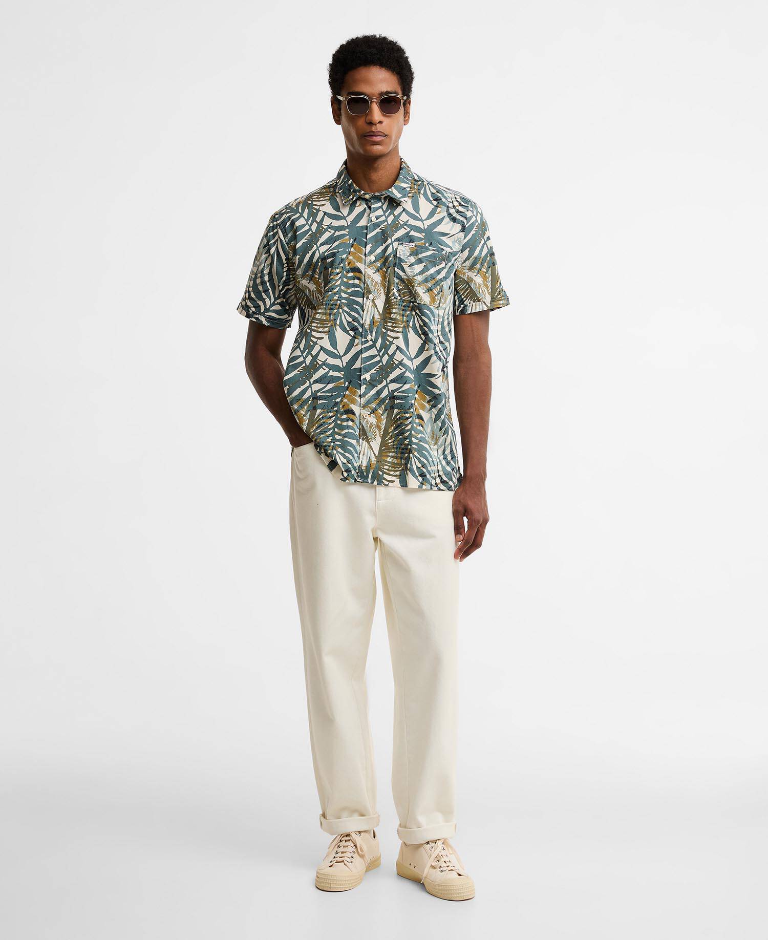 Gleaston Printed Short-Sleeved Shirt Vintage Teal image number 1