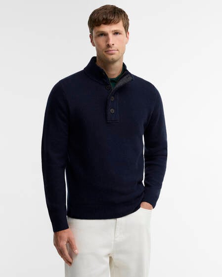 Essential Pullover Patch Half Zip 