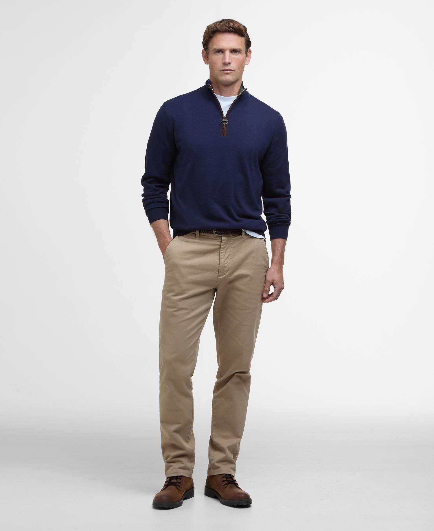 Bayfield Quarter-Zip Jumper Classic Navy image number 1