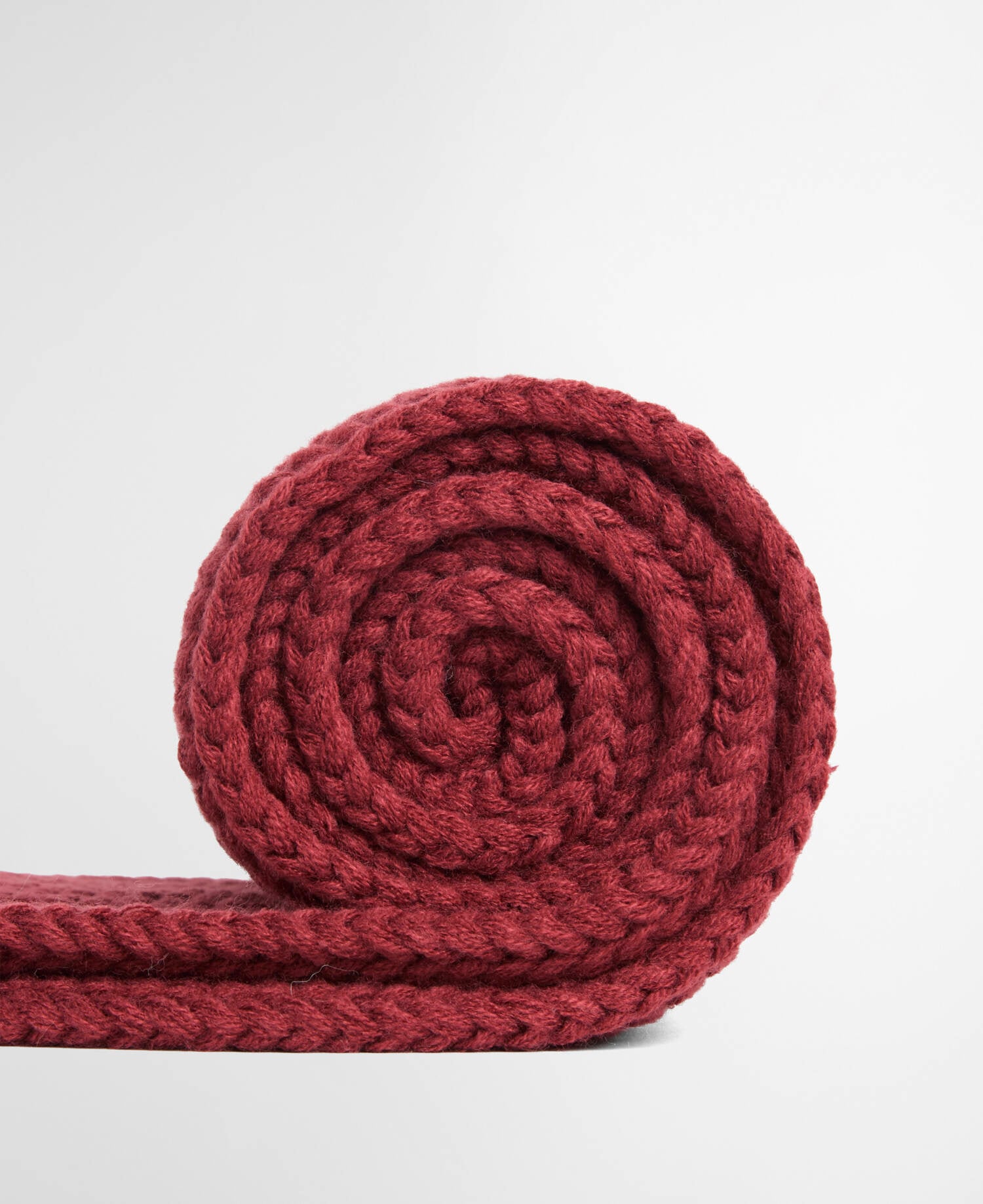 Saltburn Beanie & Scarf Gift Set Cranberry image number 4